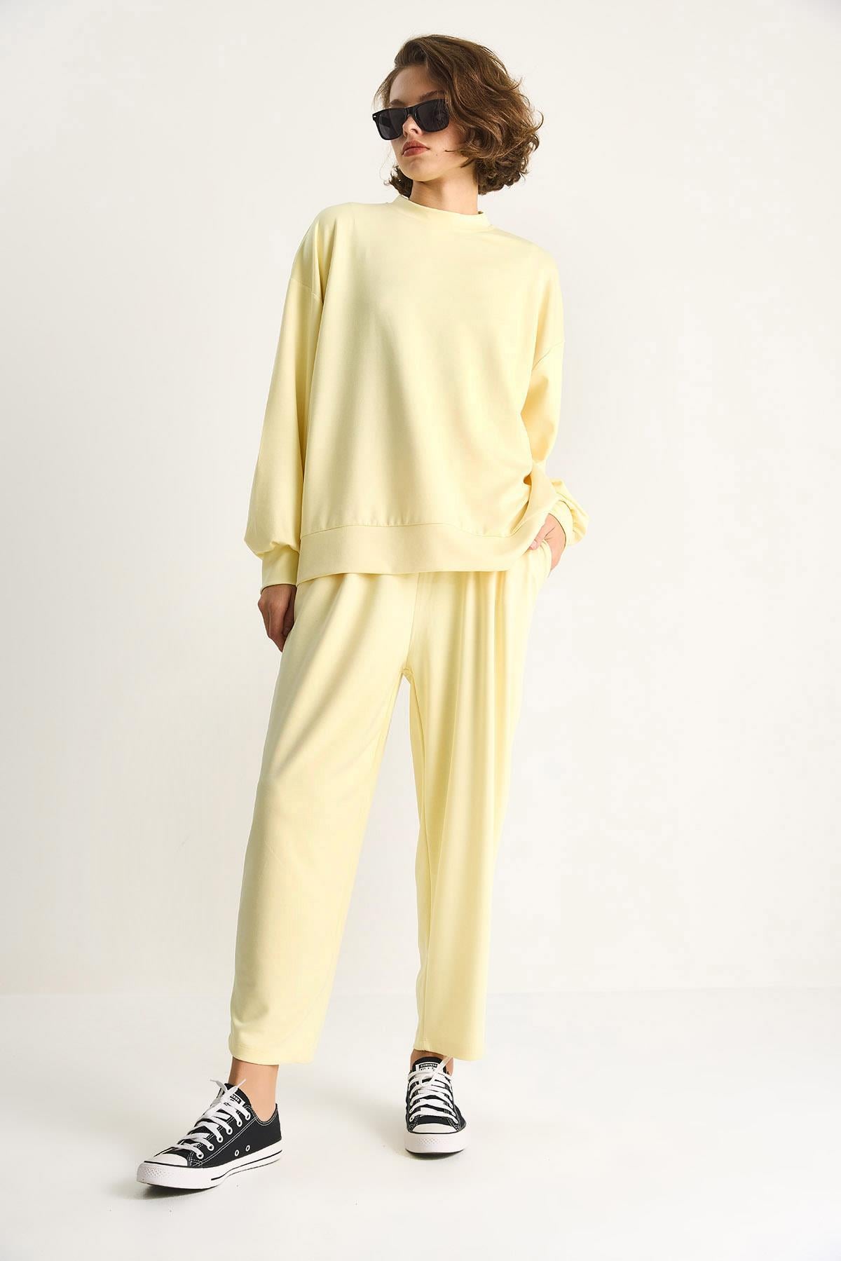 Bisiklet Yaka Oversize Alt-üst Takım 60284065 - Tereyağ ALT - ÜST TAKIM modelleri