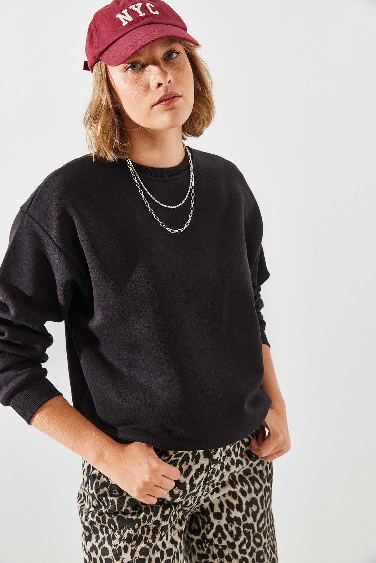 Bisiklet Yaka Şardonlu Basic Sweatshirt 60251640 - Siyah SWEATSHİRT modelleri
