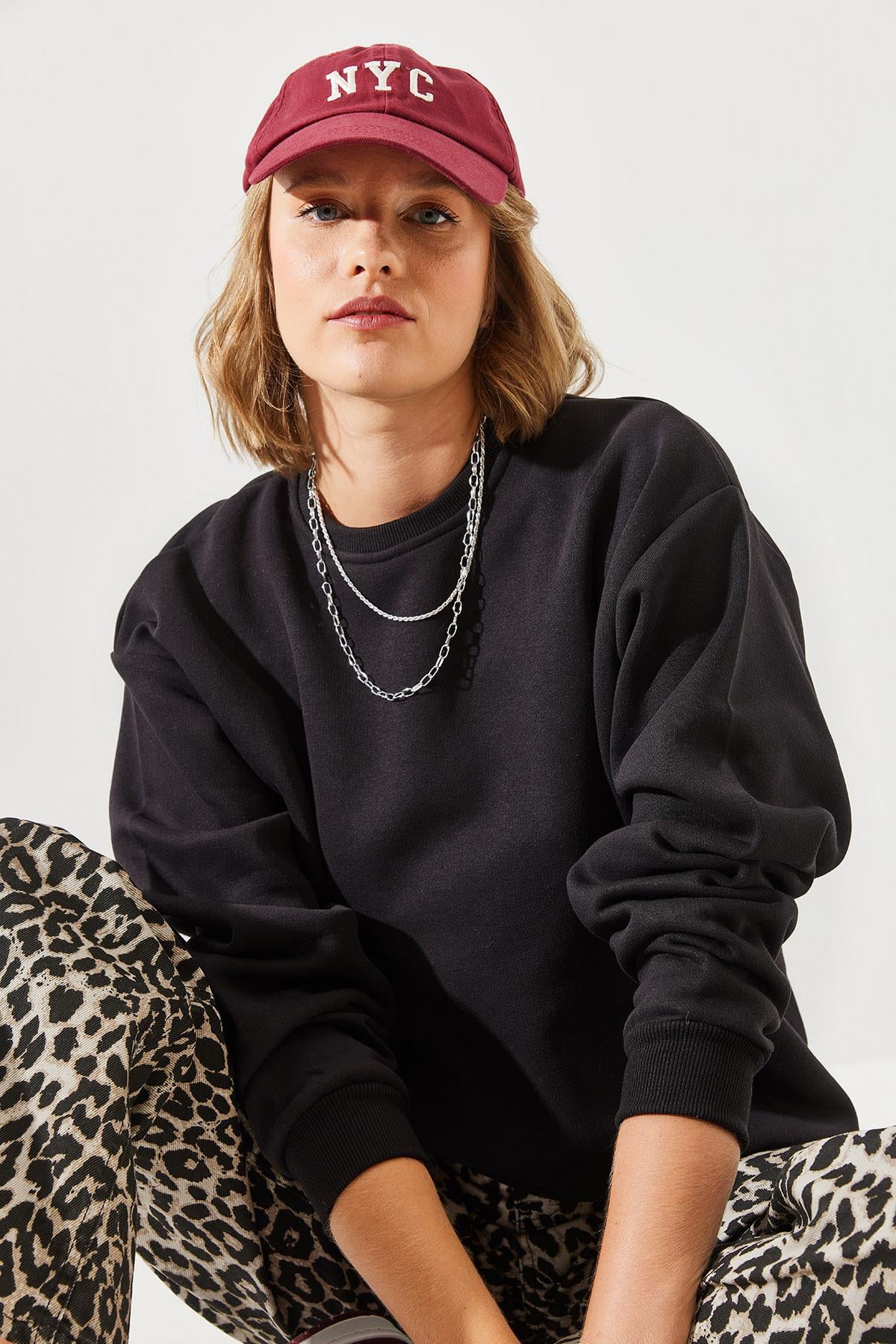 Bisiklet Yaka Şardonlu Basic Sweatshirt 60251640 - Siyah SWEATSHİRT modelleri