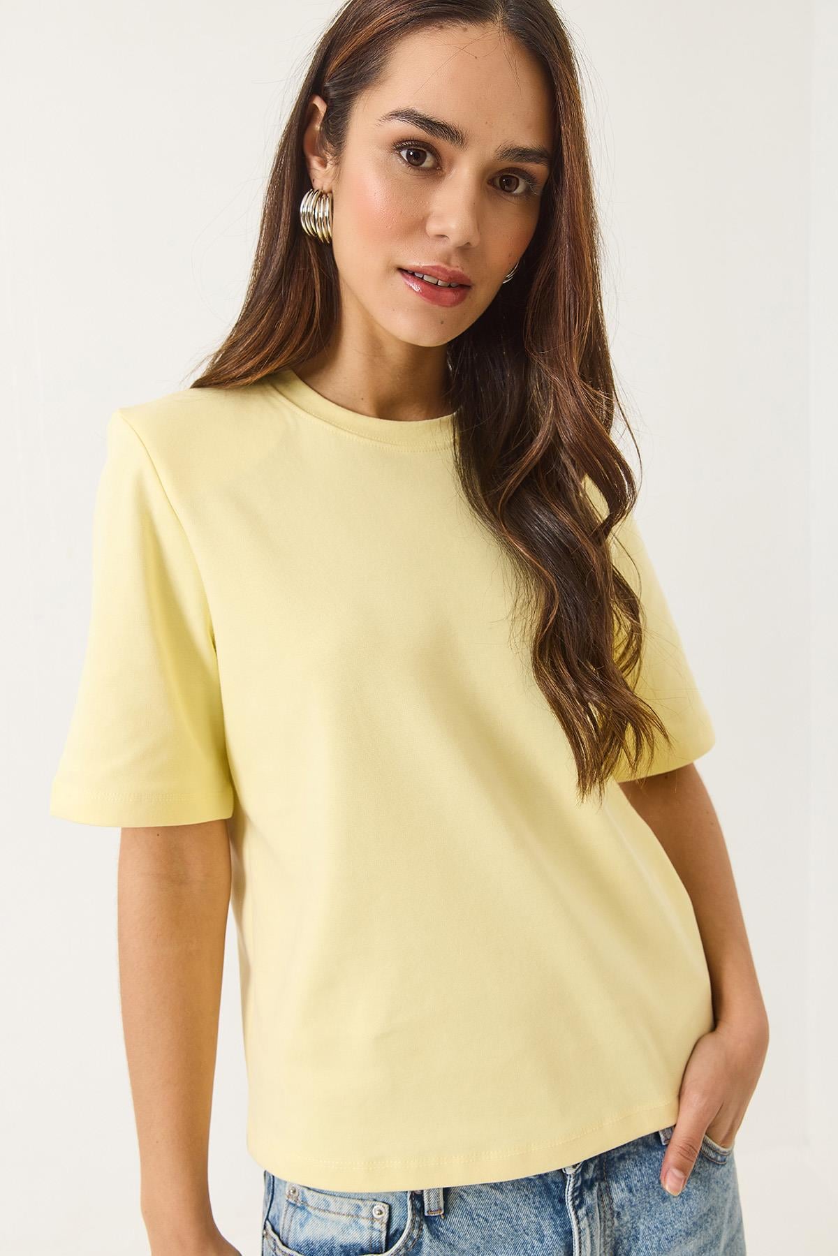 Bisiklet Yaka Vatkalı Pamuklu Basic T-Shirt 241134 60283128 - Tereyağ