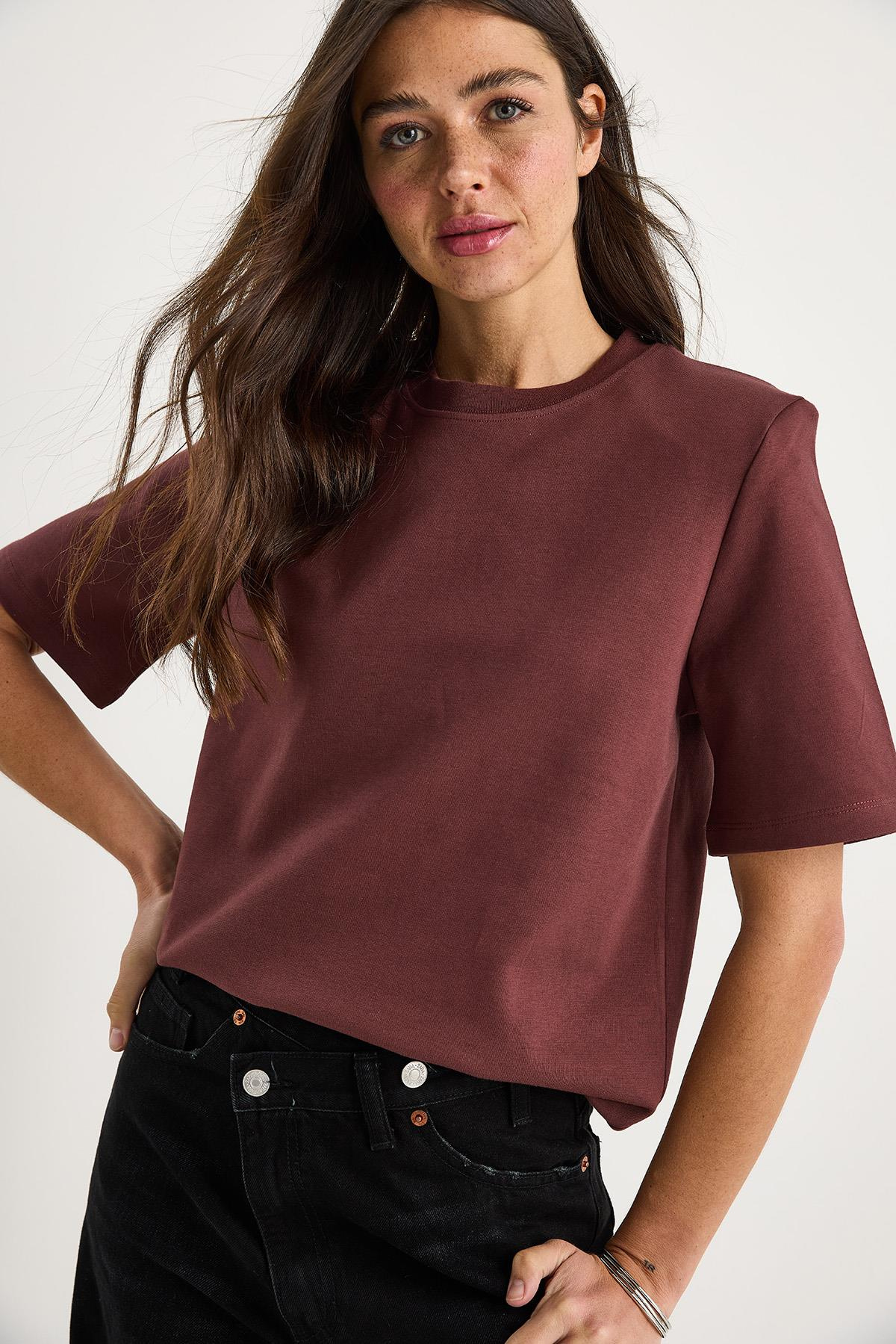 Bisiklet Yaka Vatkalı Pamuklu Basic T-Shirt 241134 60283128 - Koyu Kızıl Kahve
