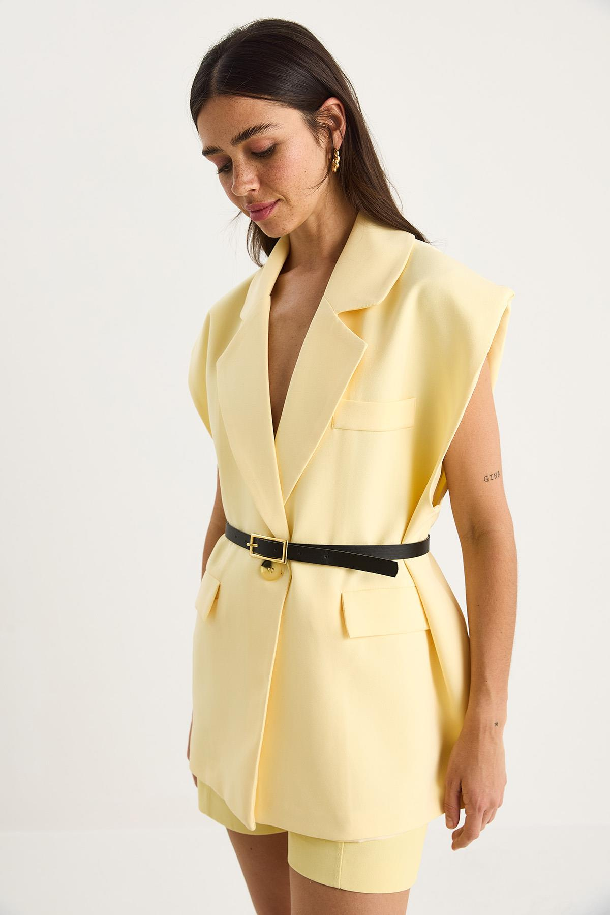 Cep Detaylı Kemerli Vatkalı Oversize Astarlı Blazer Yelek 11143 60281003 - Tereyağ