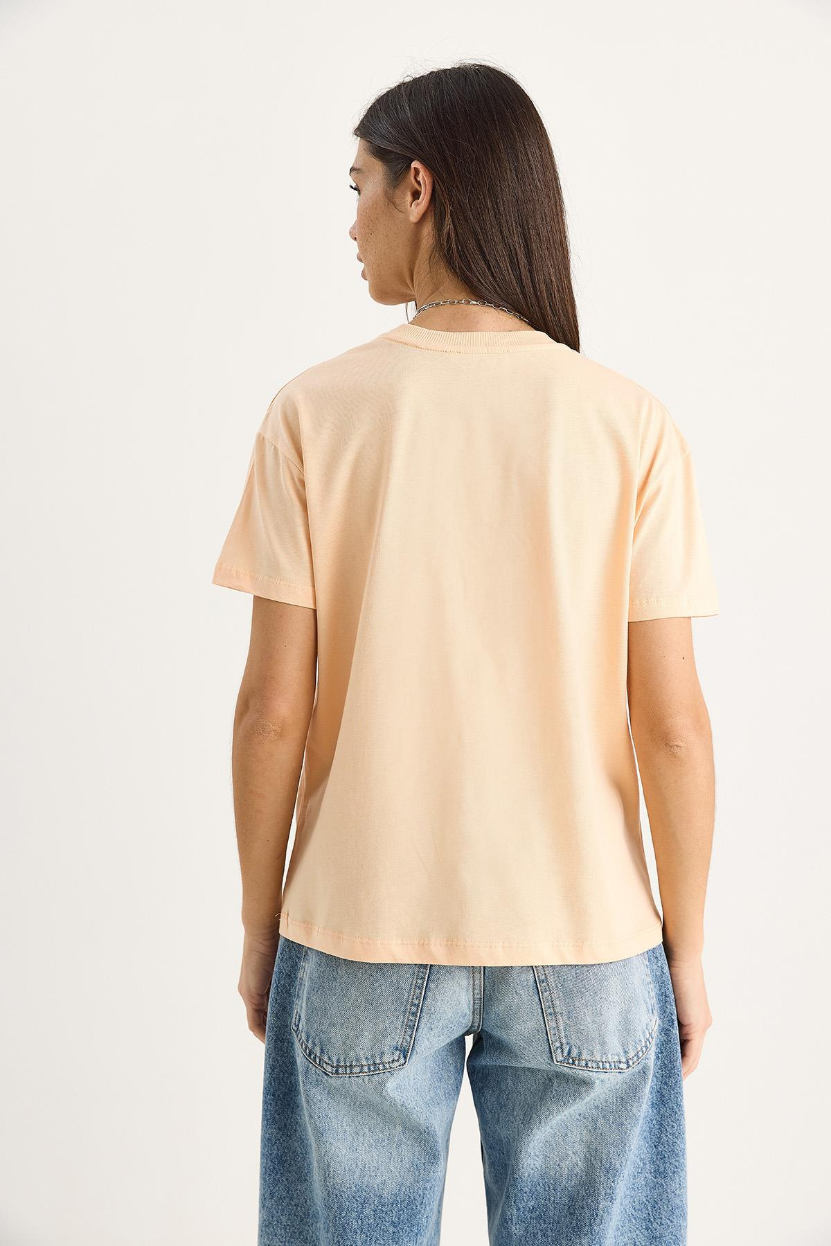 Çiçek Aksesuarlı Kısa Kollu Pamuklu T-Shirt 60602040 - Yavru Ağzı