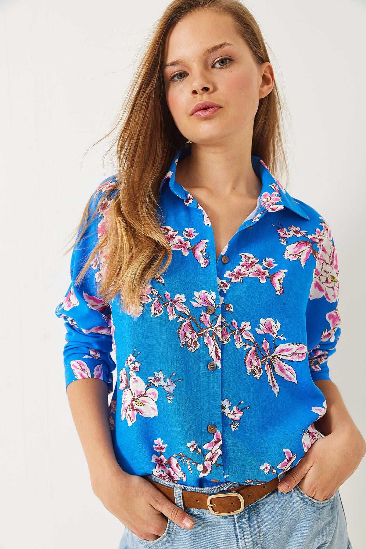 Çiçek Desenli Oversize Viskon Keten Gömlek 60261538 - Mavi-Pembe