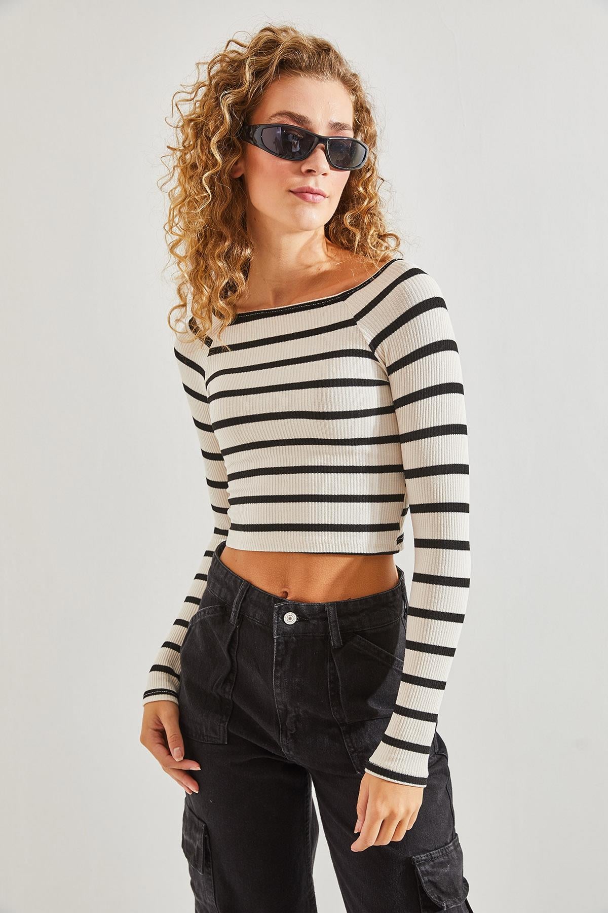 Çizgili Crop Bluz - Beyaz-Siyah BLUZ modelleri