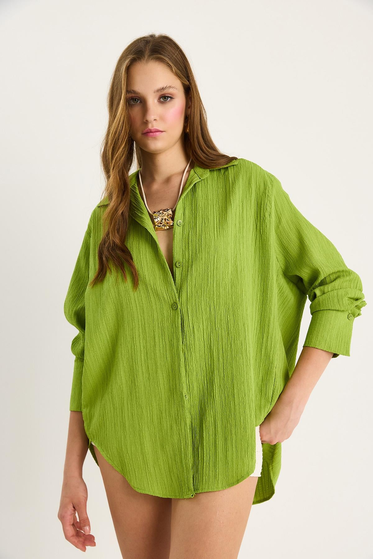 Düşük Omuz Oversize Basic Bürümcük Gömlek 60392 60271069 - Fıstık Yeşili