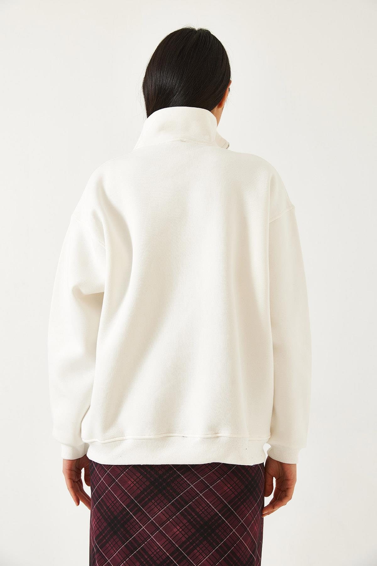 Fermuarlı Üç İplik Şardonlu Baskılı Sweatshirt 60351291 - Beyaz
