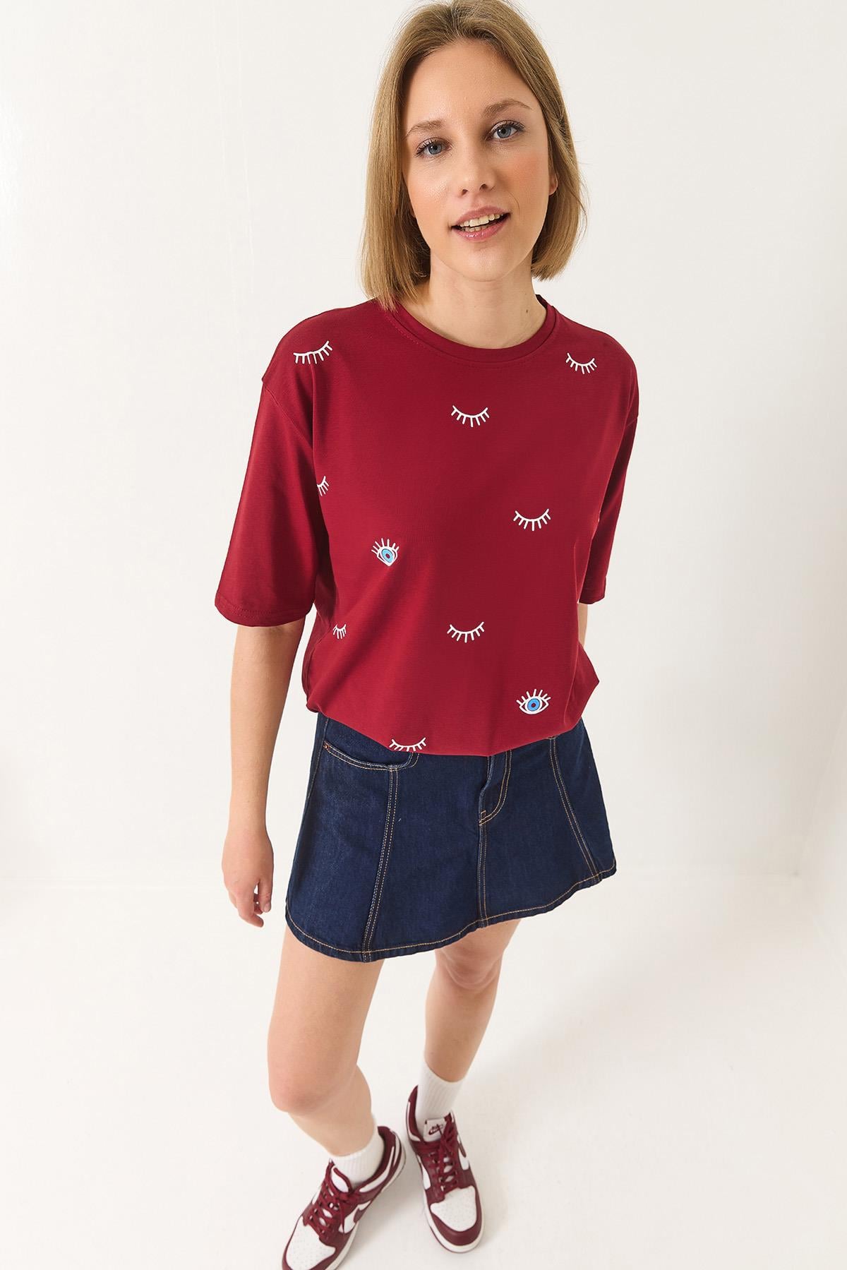 Göz Baskılı Kısa Kollu Pamuklu Oversize T-Shirt 60283184 - Bordo