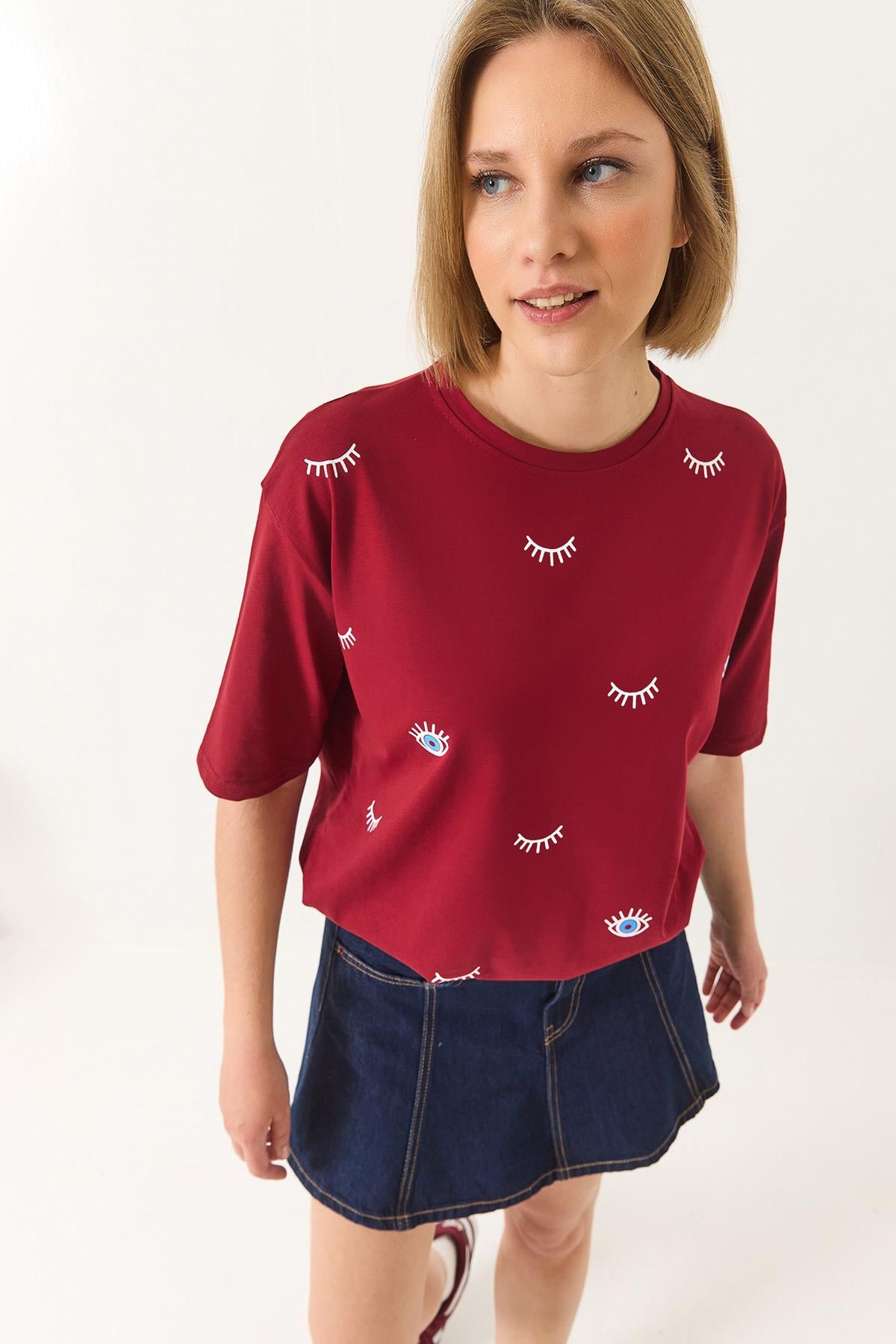 Göz Baskılı Kısa Kollu Pamuklu Oversize T-Shirt 60283184 - Bordo