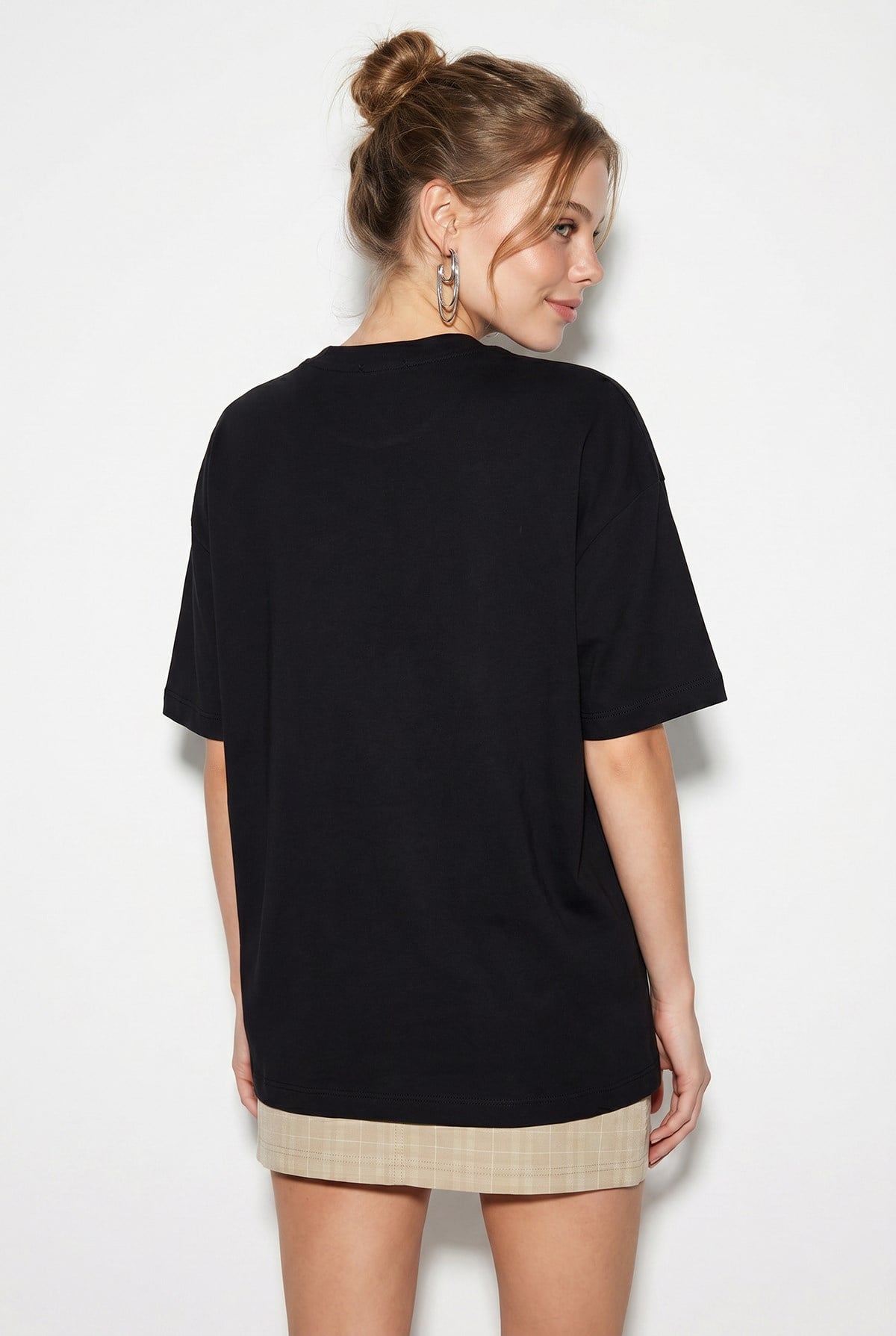 Kadın %100 Pamuk Çita Baskılı Oversize T-Shirt ÖT261125 60286380 - Siyah T-SHİRT modelleri