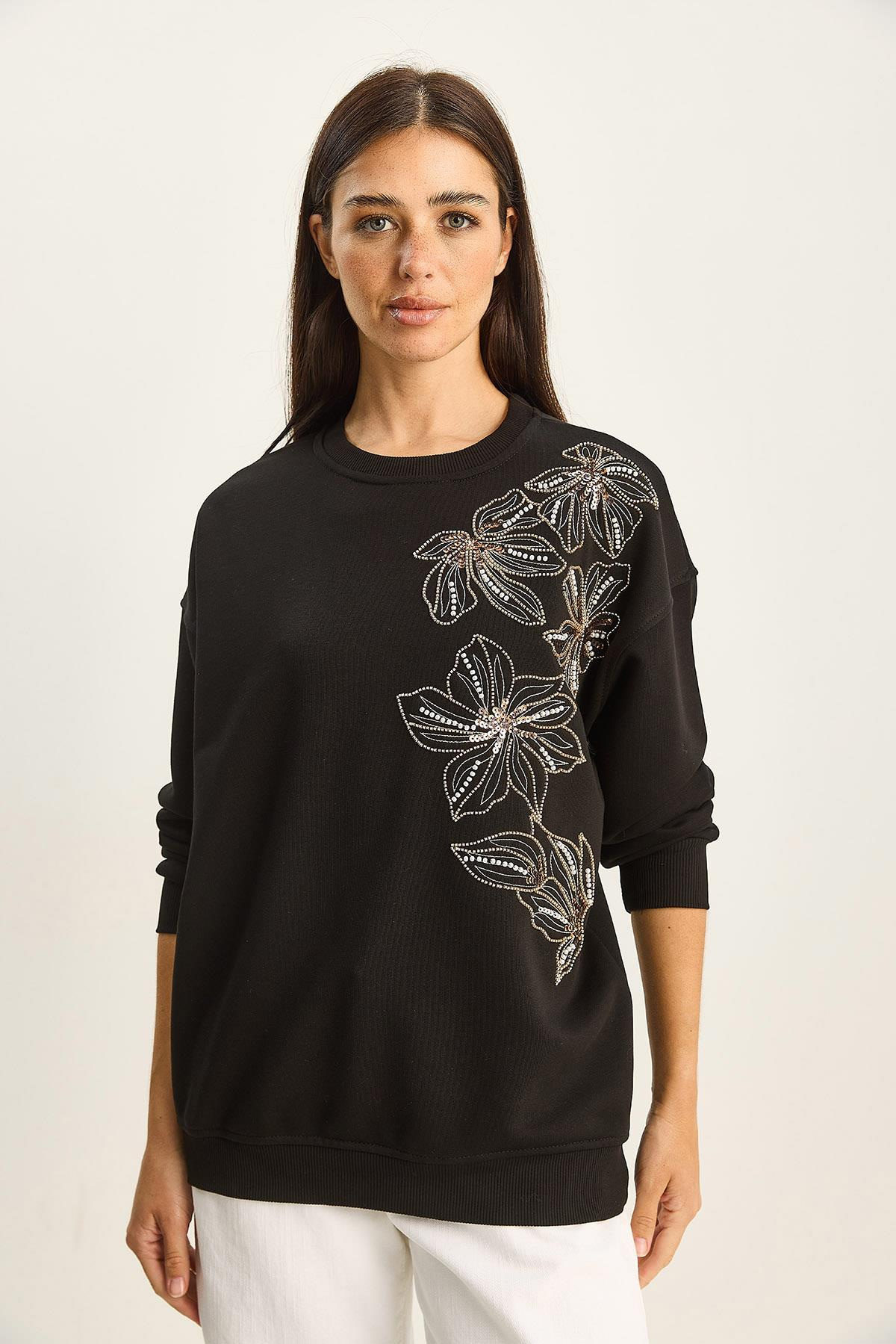 Kadın Bisiklet Yaka Çiçek Boncuk İşlemeli Relaxed Sweatshirt 1572 60283809 - Siyah SWEATSHİRT modelleri