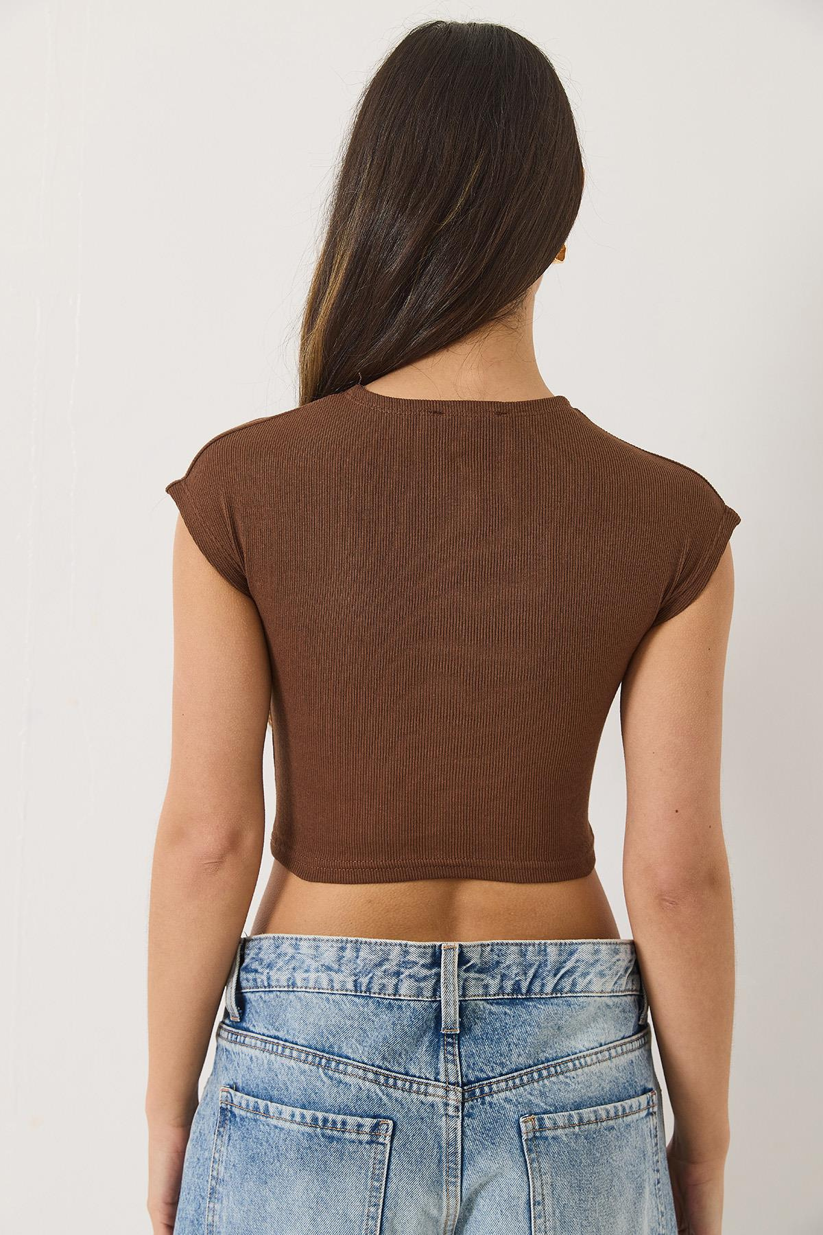 Kadın Bisiklet Yaka Kısa Kollu Basic Kaşkorse Crop Top T-Shirt 60602044 - Acı Kahve