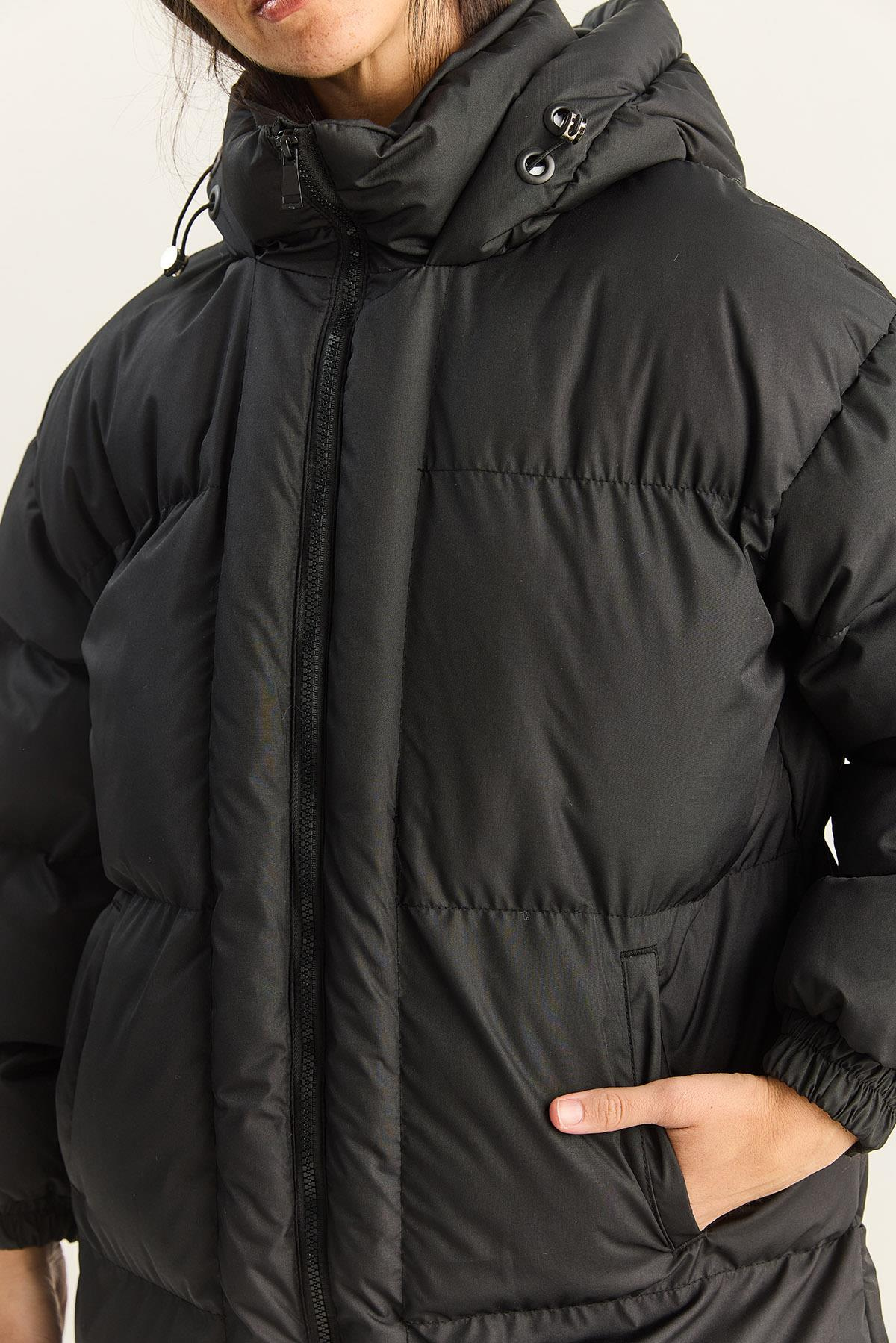 Kadın Cep Detaylı Astarlı Kapüşonlu Uzun Puffer Mont 1129 60283868 - Siyah DIŞ GİYİM modelleri