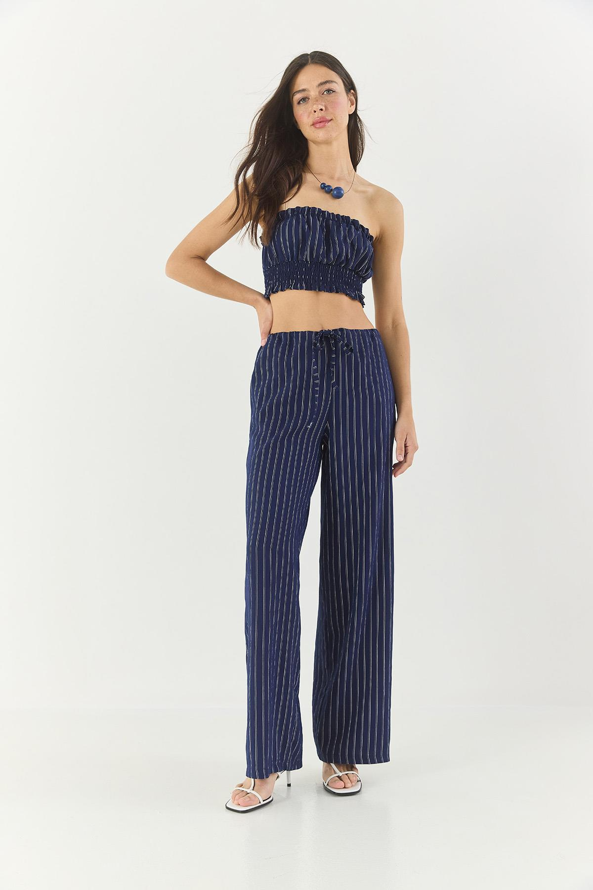 Kadın Çizgili Gipe Detaylı Crop Top Beli İpli Geniş Paça Pantolon Alt-Üst Takım 60283262 - Lacivert