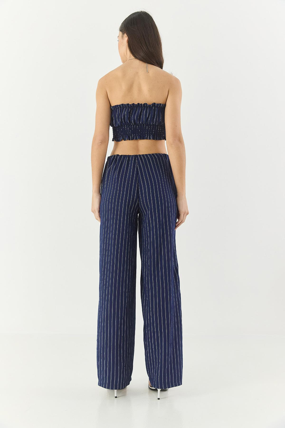 Kadın Çizgili Gipe Detaylı Crop Top Beli İpli Geniş Paça Pantolon Alt-Üst Takım 60283262 - Lacivert