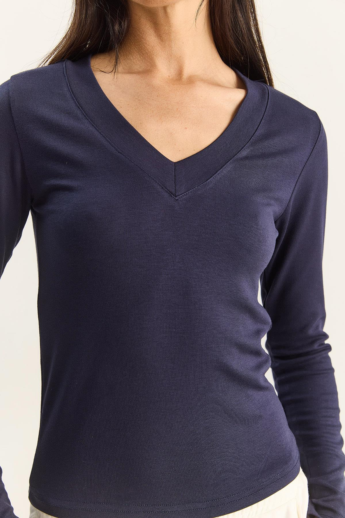 Kadın Cotton V Yaka Bluz 141 60283830 - Lacivert BLUZ modelleri