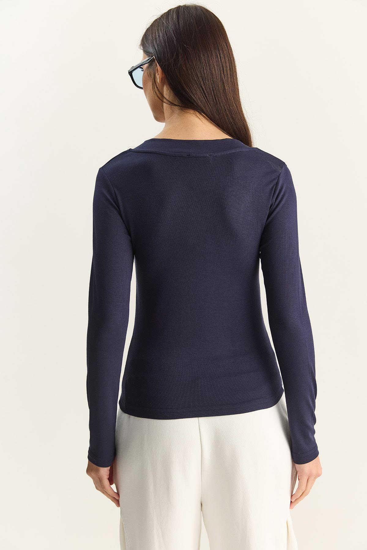 Kadın Cotton V Yaka Bluz 141 60283830 - Lacivert BLUZ modelleri