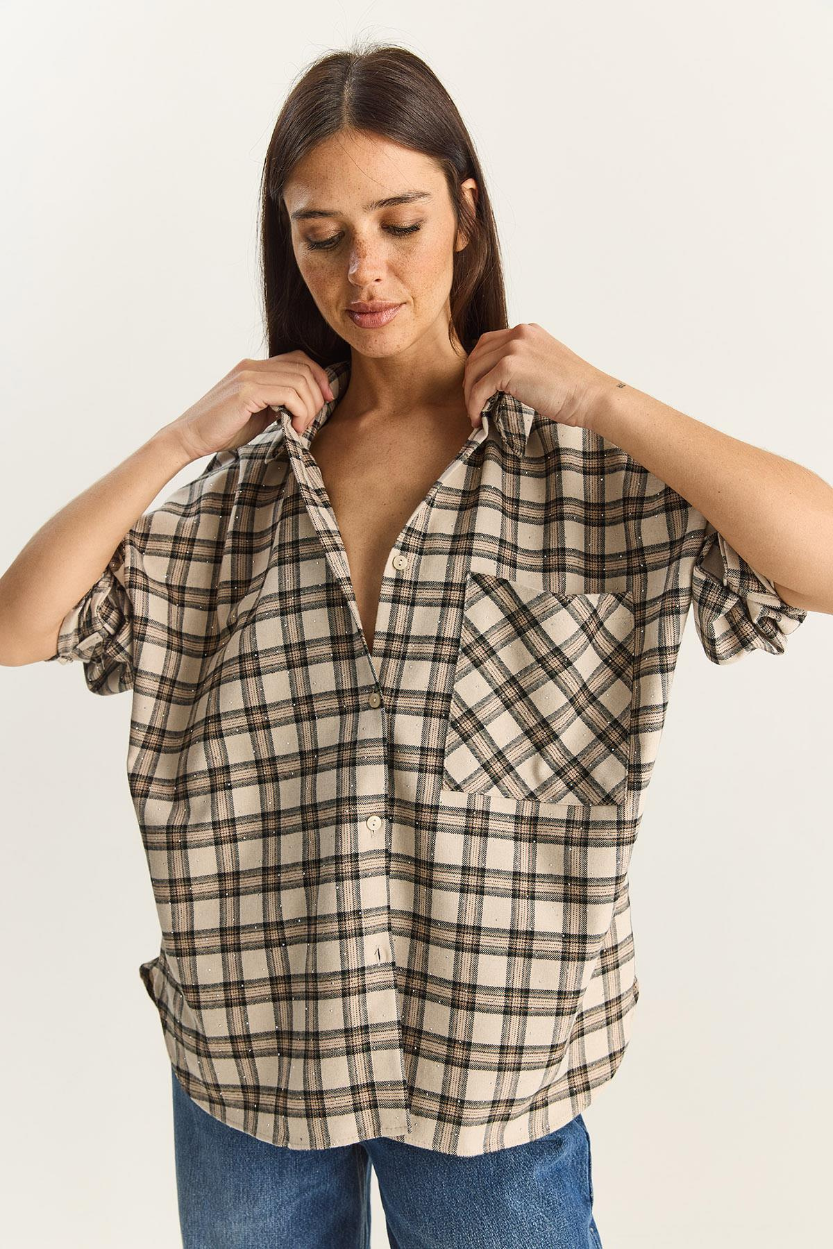 Kadın Ekose Desenli Taş Baskılı Relaxed Gömlek 2166 60283877 - Krem-Lacivert GÖMLEK modelleri
