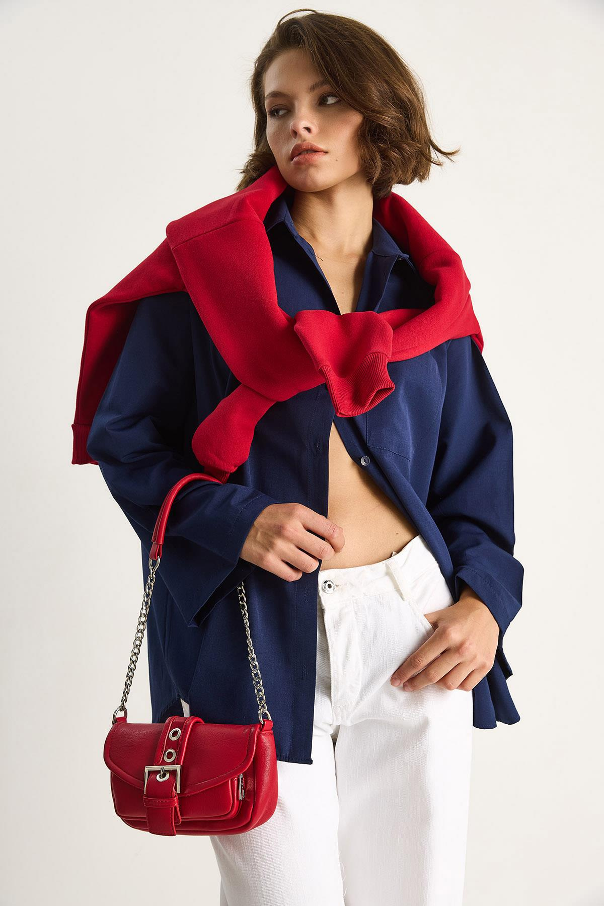 Kadın Geniş Kollu Tek Cep Detaylı Oversize Basic Poplin Gömlek 2144 60284103 - Lacivert CEKET modelleri