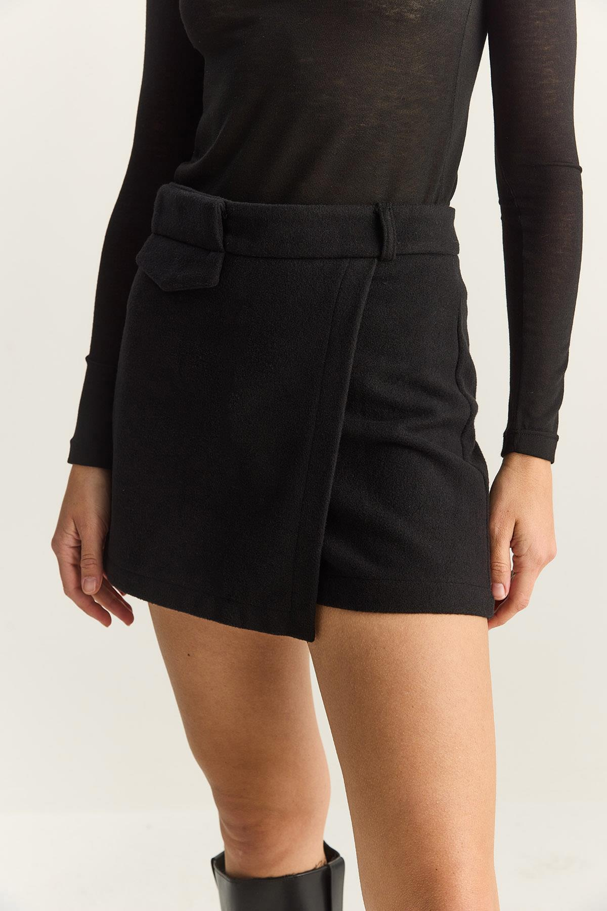 Kadın Kaşe Mini Şort Etek 60283618 - Siyah ŞORT & BERMUDA modelleri