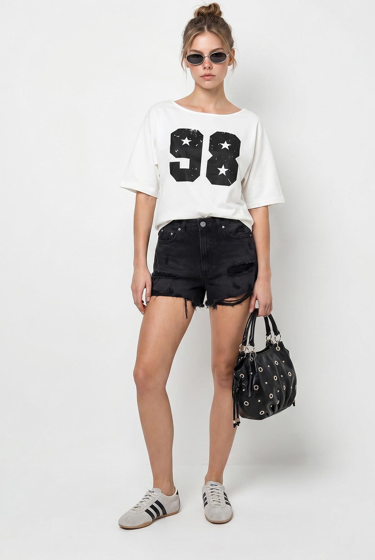 Kadın Kayık Yaka Baskılı Oversize %100 Pamuk T-Shirt ÖT100005 60286270 - Beyaz T-SHİRT modelleri