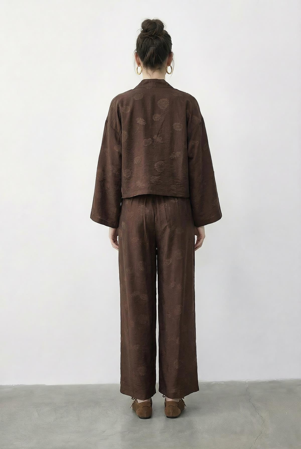 Kadın Kendinden Çiçek Desenli Kruvaze Kimono Salaş Pantolonlu Alt-Üst Takım 60613 60283998 - Acı Kahve ALT - ÜST TAKIM modelleri