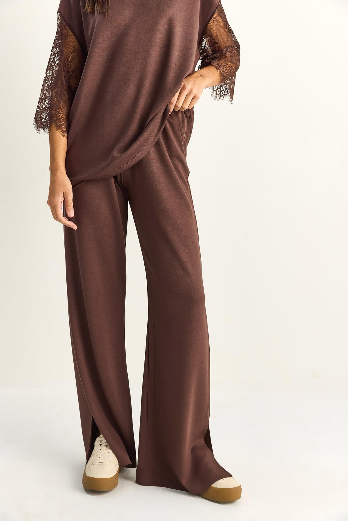 Kadın Kolları Dantelli Oversize Basic T-Shirt Beli Lastikli Bol Pantolon Alt-Üst Modal Takım 4115 60286085 - Acı Kahve ALT - ÜST TAKIM modelleri