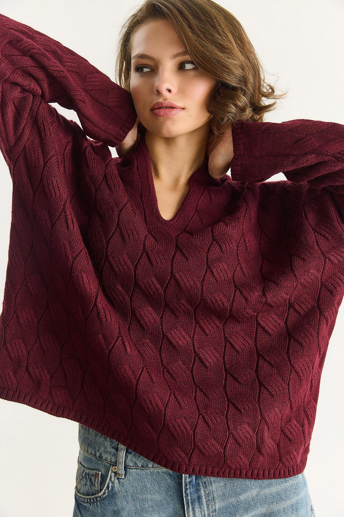 Kadın Oval Yaka Saç Örgü Oversize Triko Kazak TK241277 60284091 - Bordo KAZAK modelleri