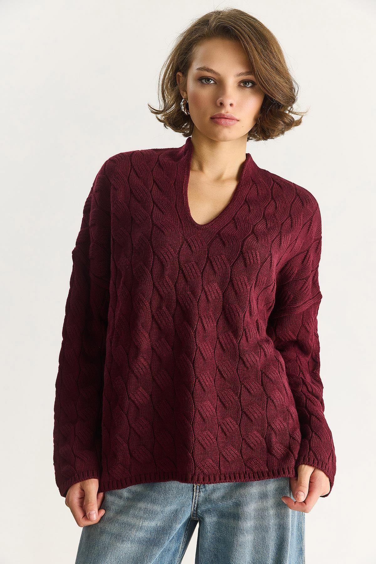 Kadın Oval Yaka Saç Örgü Oversize Triko Kazak TK241277 60284091 - Bordo KAZAK modelleri