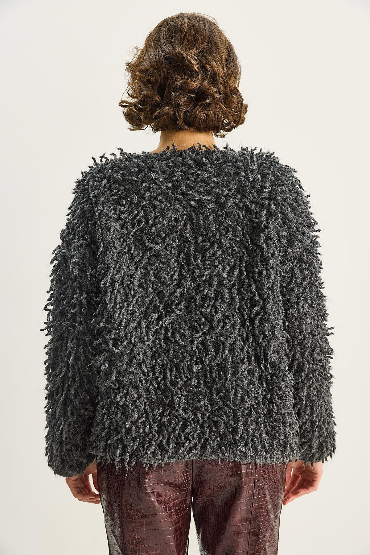 Kadın Oversize Saçaklı Triko Hırka 9062 60283750 - Antrasit HIRKA modelleri