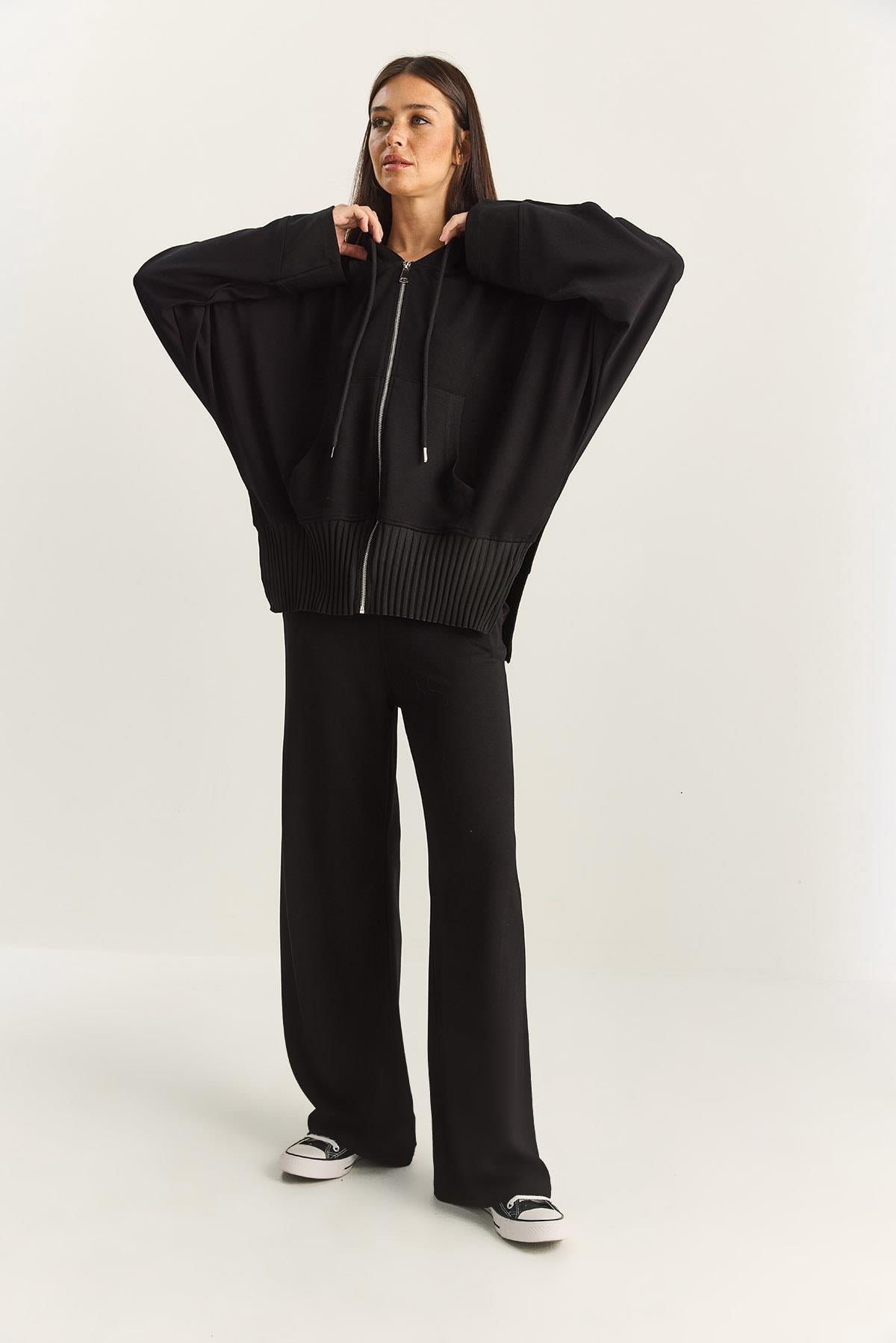 Kadın Ribanalı Oversize Kapüşonlu Fermuarlı Sweat Geniş Paça Comfort Pantolon Takım 4038 60283855 - Siyah ALT - ÜST TAKIM modelleri