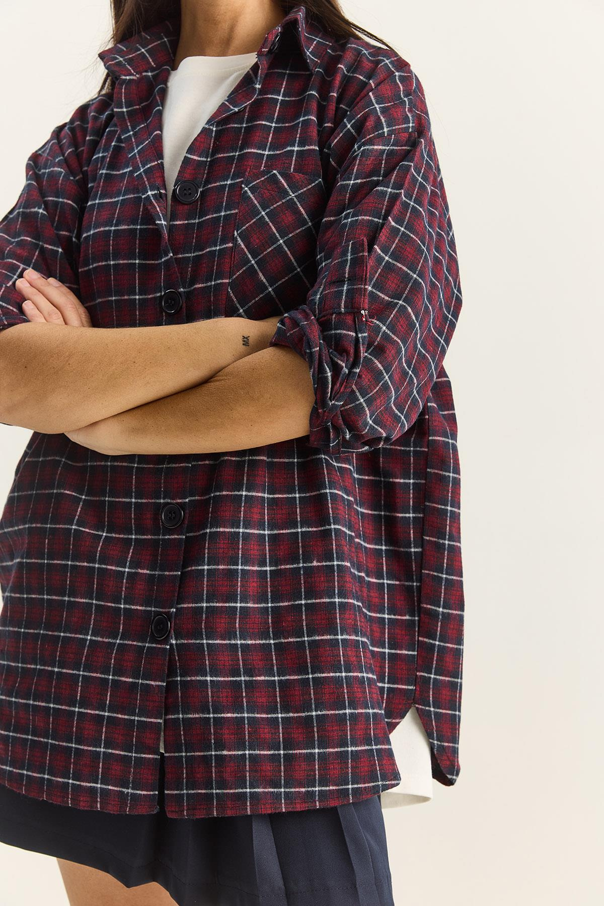 Kadın Tek Cep Detaylı Oversize Ekose Gömlek 513 60283572 - Kırmızı-Lacivert GÖMLEK modelleri
