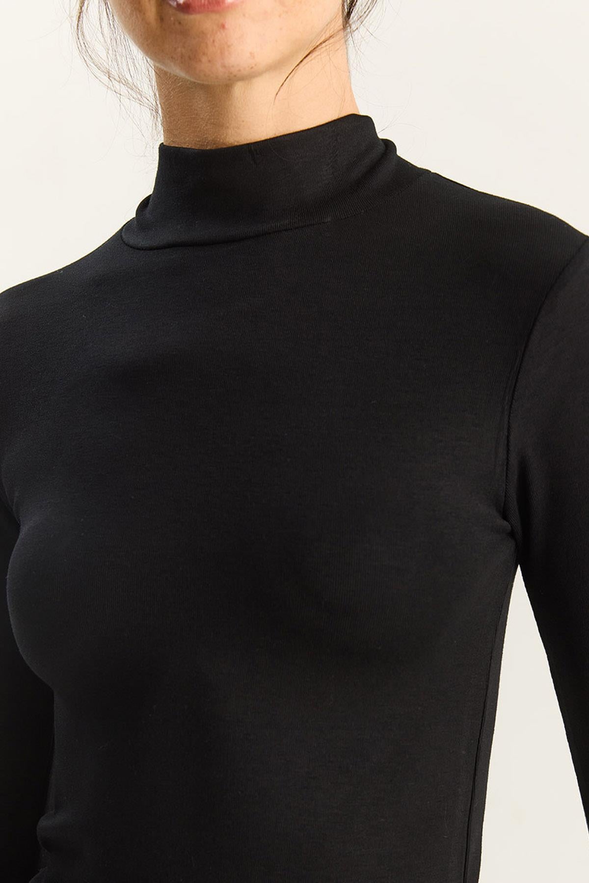 Kadın Ultra Soft Yarım Balıkçı Yaka Bluz 140 60283829 - Siyah BLUZ modelleri