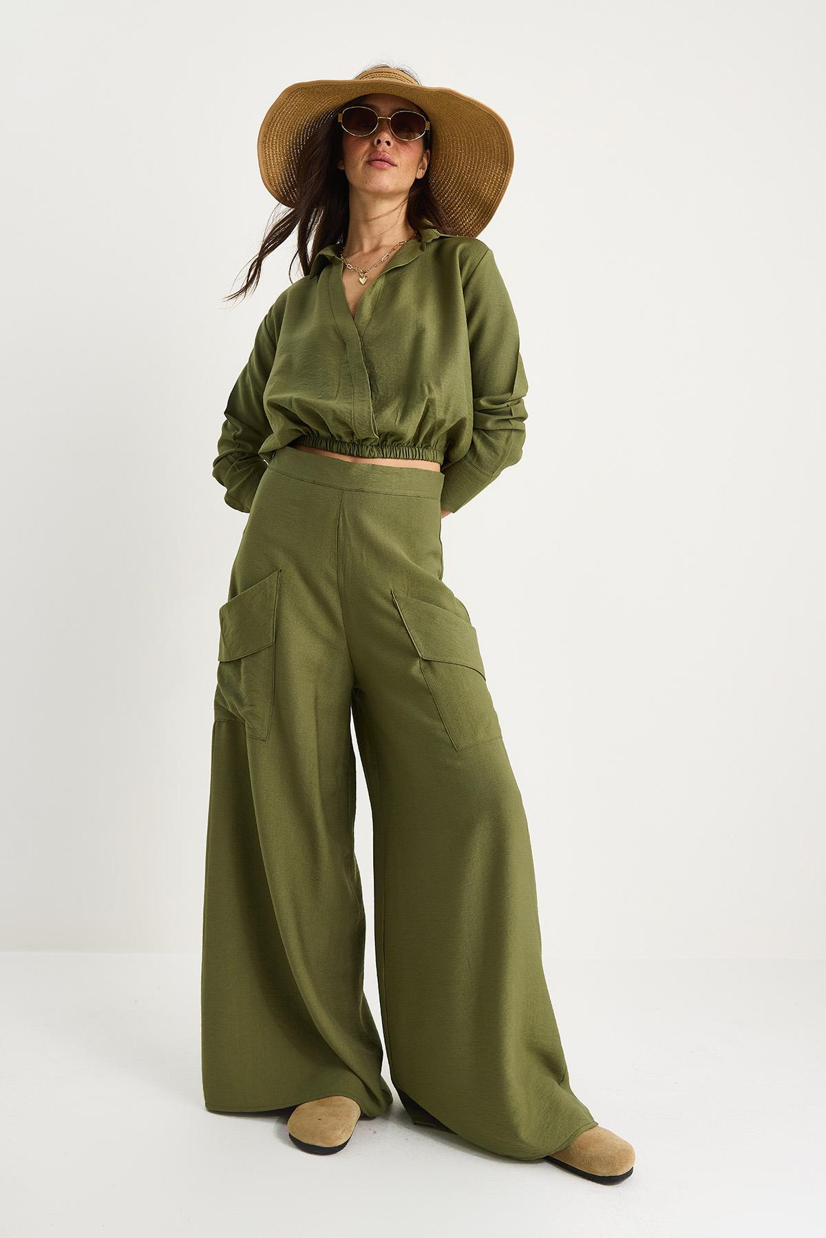 Kadın V Yaka Beli Lastikli Crop Cep Detaylı Bol Pantolonlu Alt-Üst Takım B2199 60283369 - Haki