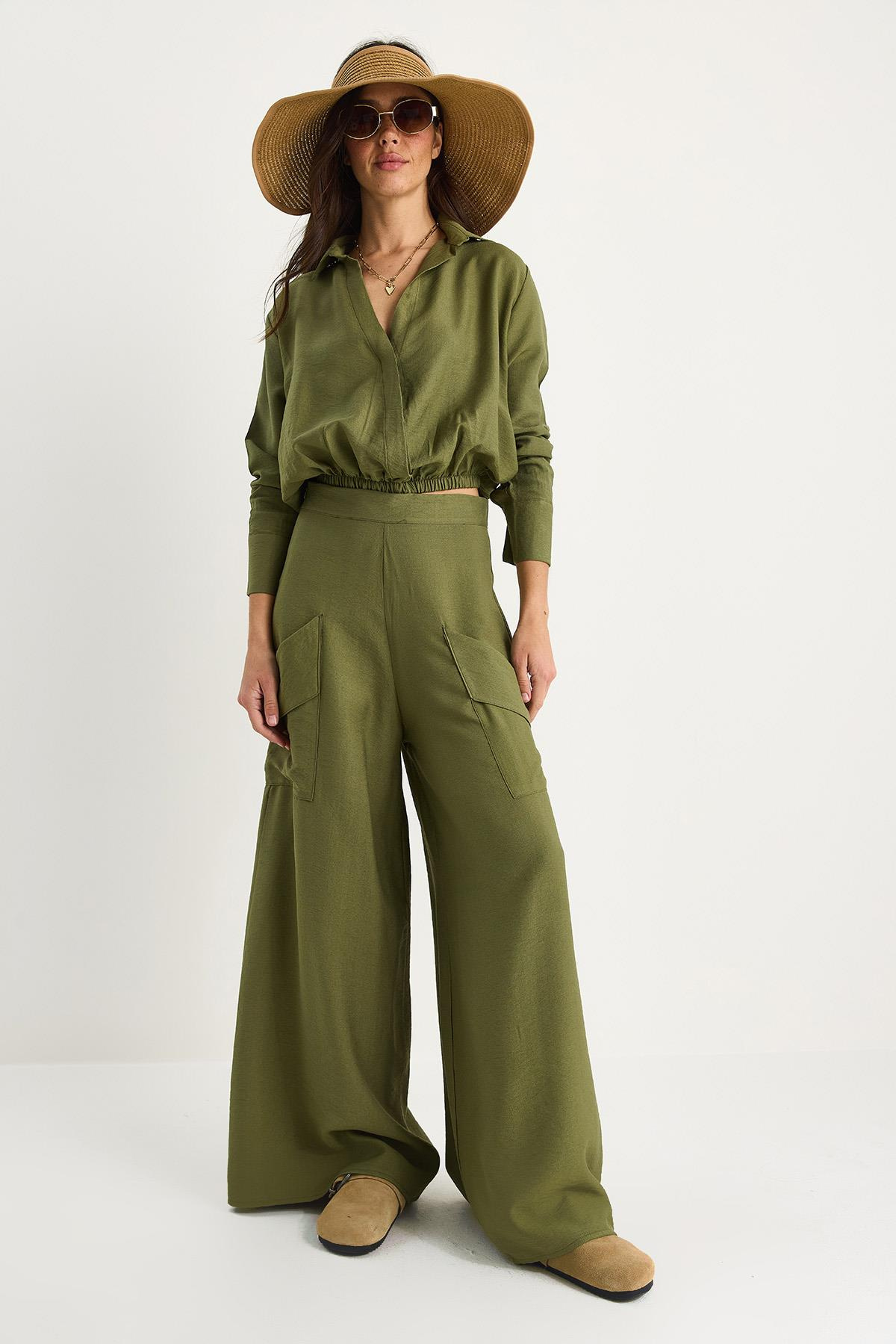 Kadın V Yaka Beli Lastikli Crop Cep Detaylı Bol Pantolonlu Alt-Üst Takım B2199 60283369 - Haki