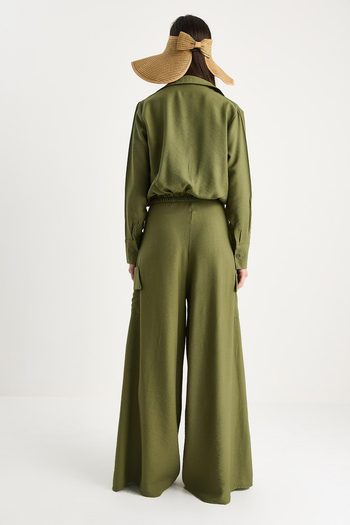Kadın V Yaka Beli Lastikli Crop Cep Detaylı Bol Pantolonlu Alt-Üst Takım B2199 60283369 - Haki