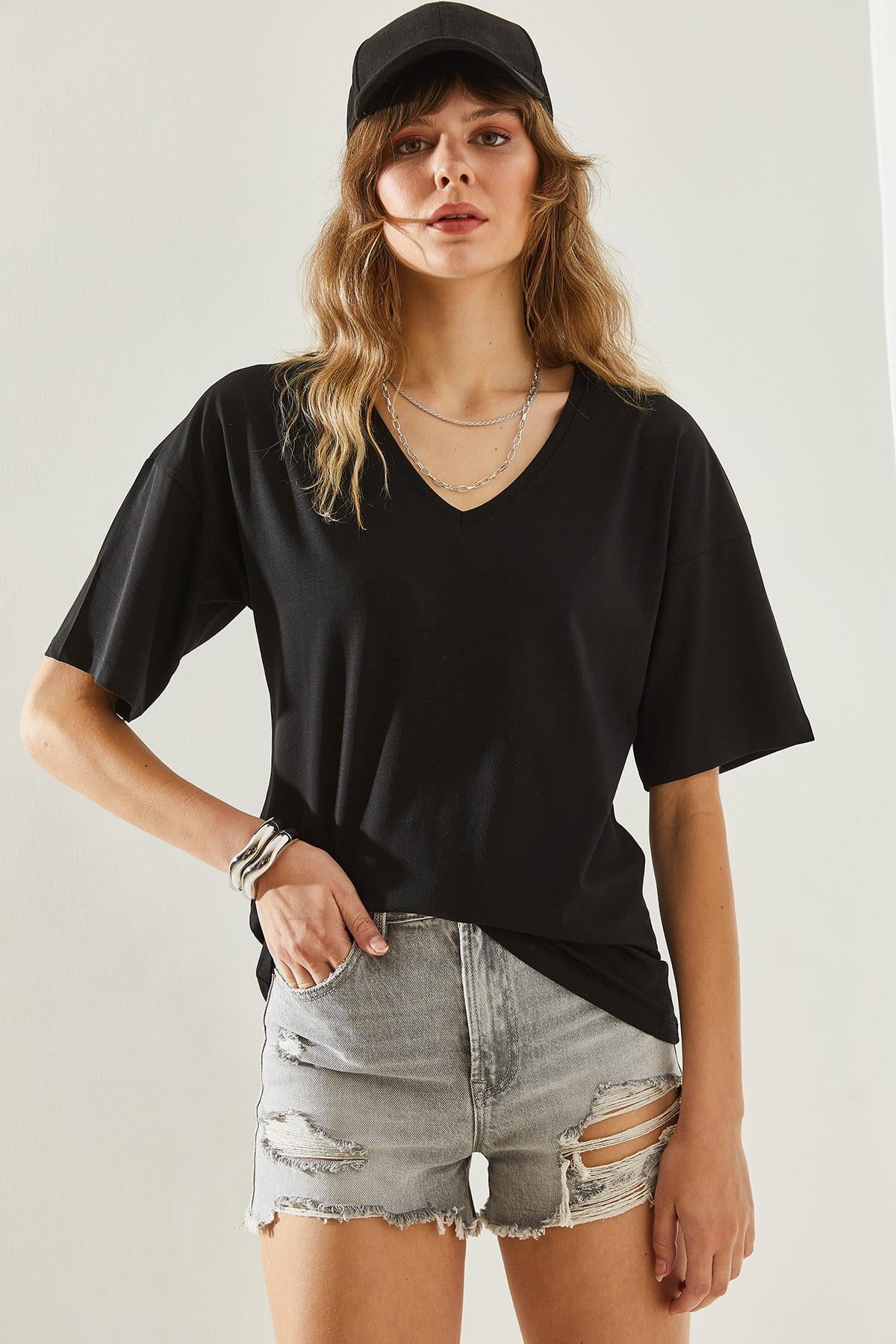 Kadın V Yaka Kısa Kollu Basic T-Shirt 60251204 - Siyah T-SHİRT modelleri