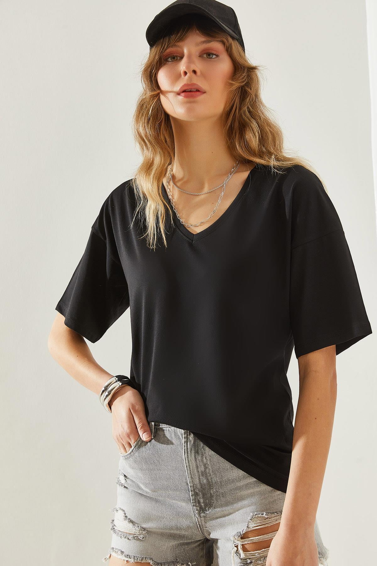 Kadın V Yaka Kısa Kollu Basic T-Shirt 60251204 - Siyah T-SHİRT modelleri