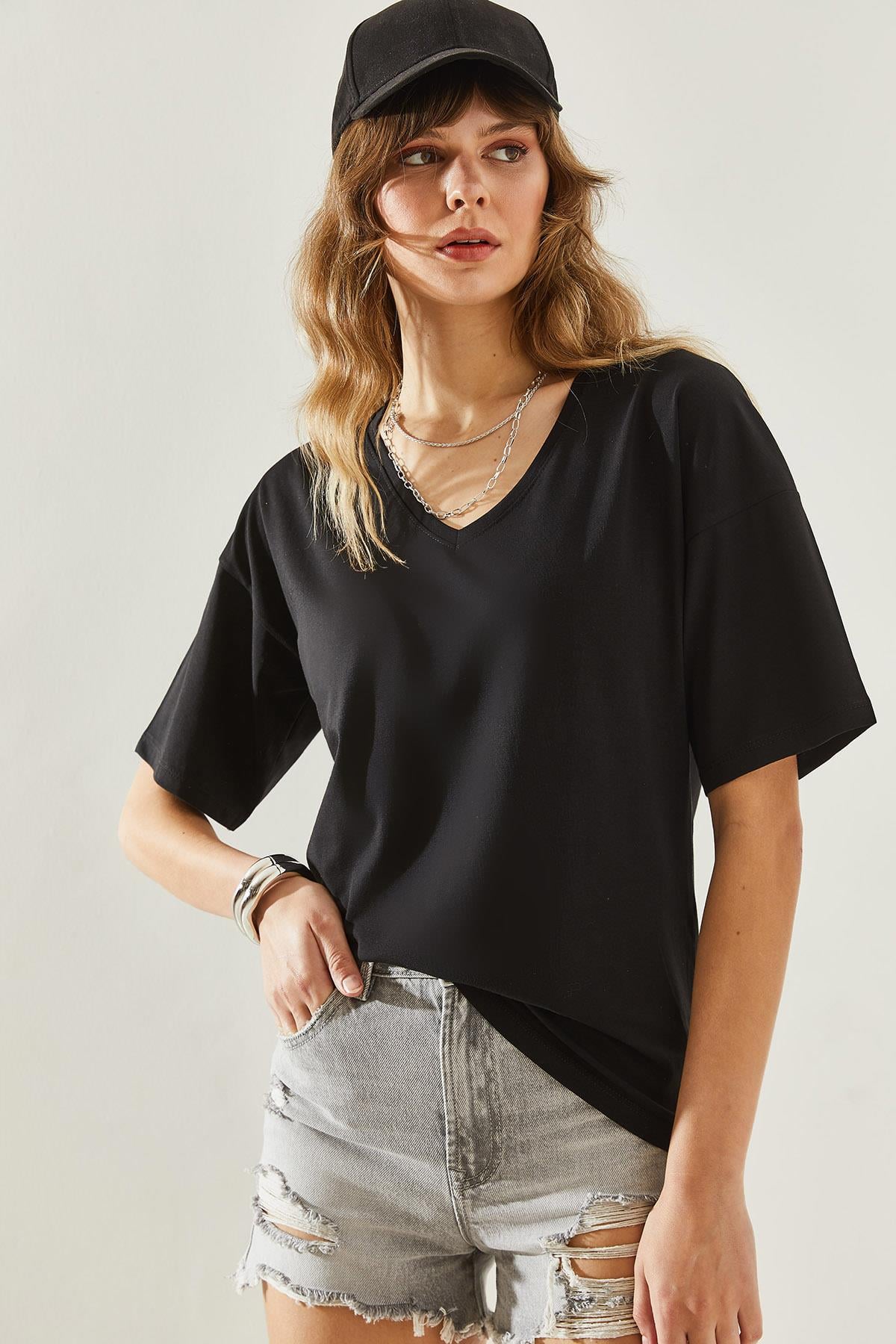 Kadın V Yaka Kısa Kollu Basic T-Shirt 60251204 - Siyah T-SHİRT modelleri