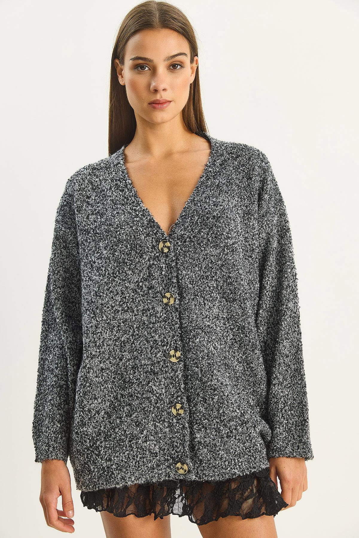 Kadın V Yaka Oversize Buklet Carmen Triko Hırka 2433 60283679 - Siyah HIRKA modelleri