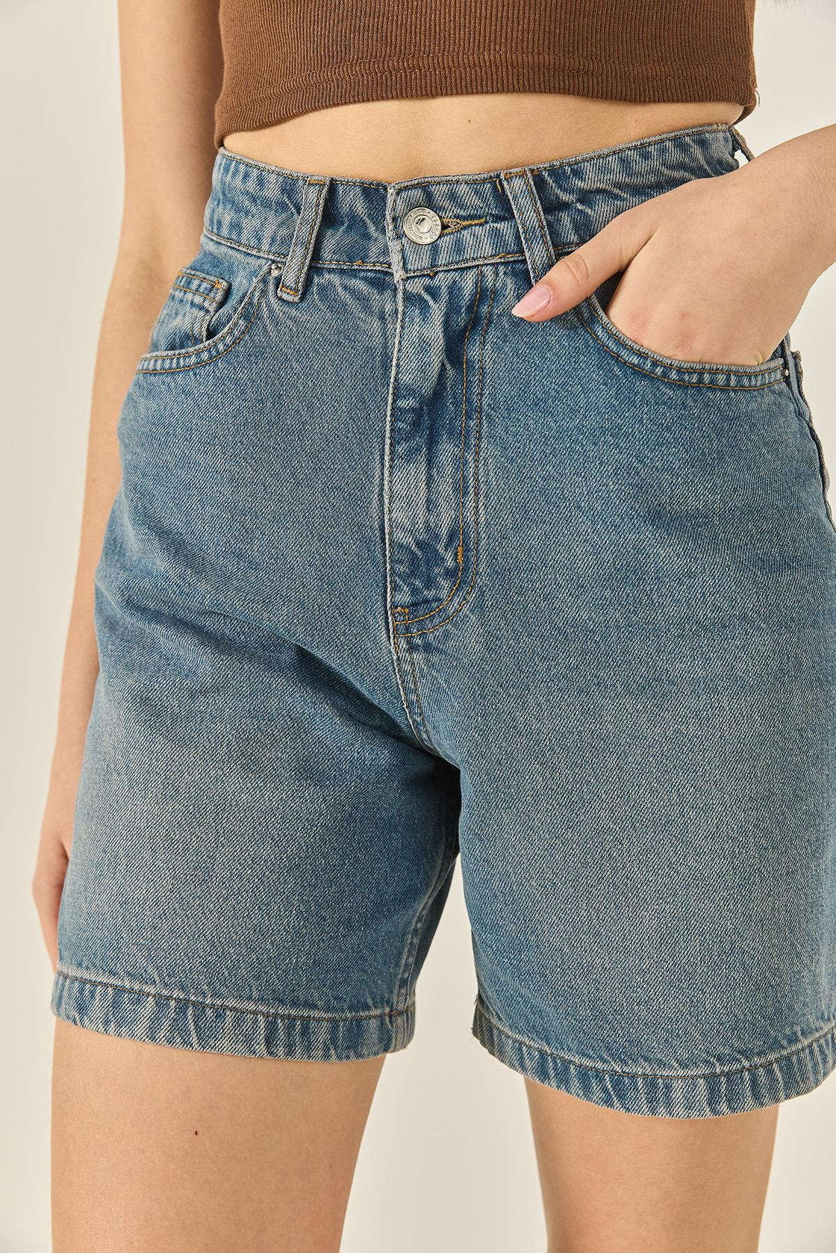 Kadın Yüksek Bel Cep Detaylı Rahat Kesim Denim Şort 292 60283267 - İndigo