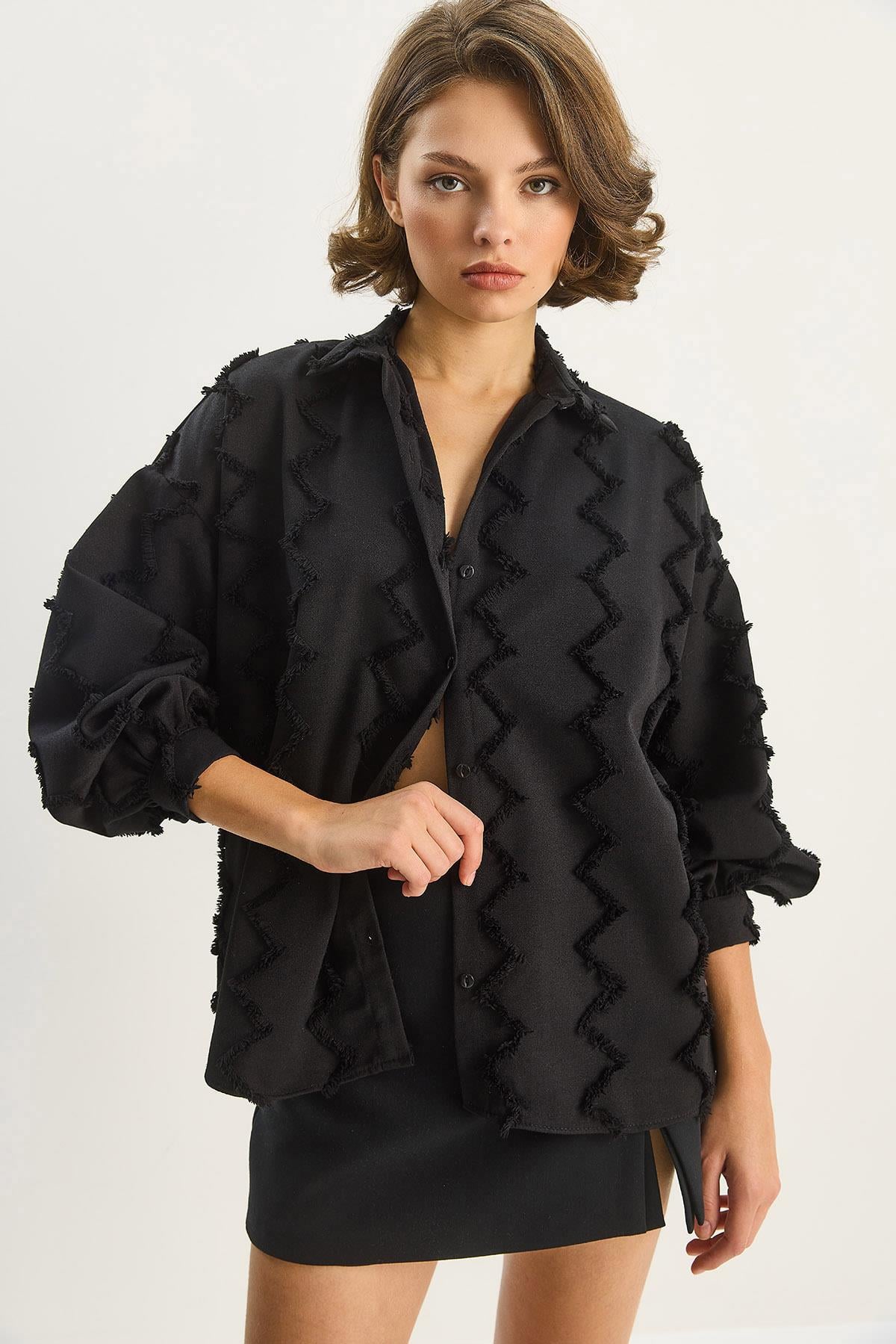 Kadın Zikzak Püsküllü Oversize Gömlek 2147 60283638 - Siyah GÖMLEK modelleri