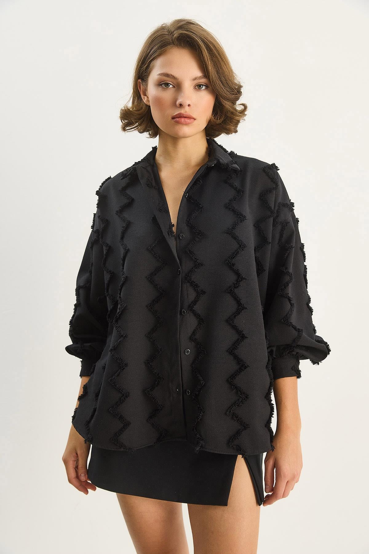 Kadın Zikzak Püsküllü Oversize Gömlek 2147 60283638 - Siyah GÖMLEK modelleri