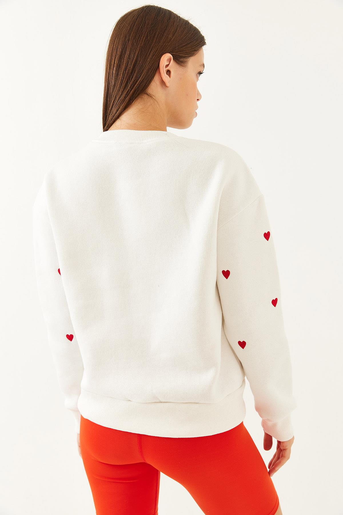 Kalp Nakışlı Sweatshirt MBHS016 60601016 - Ekru