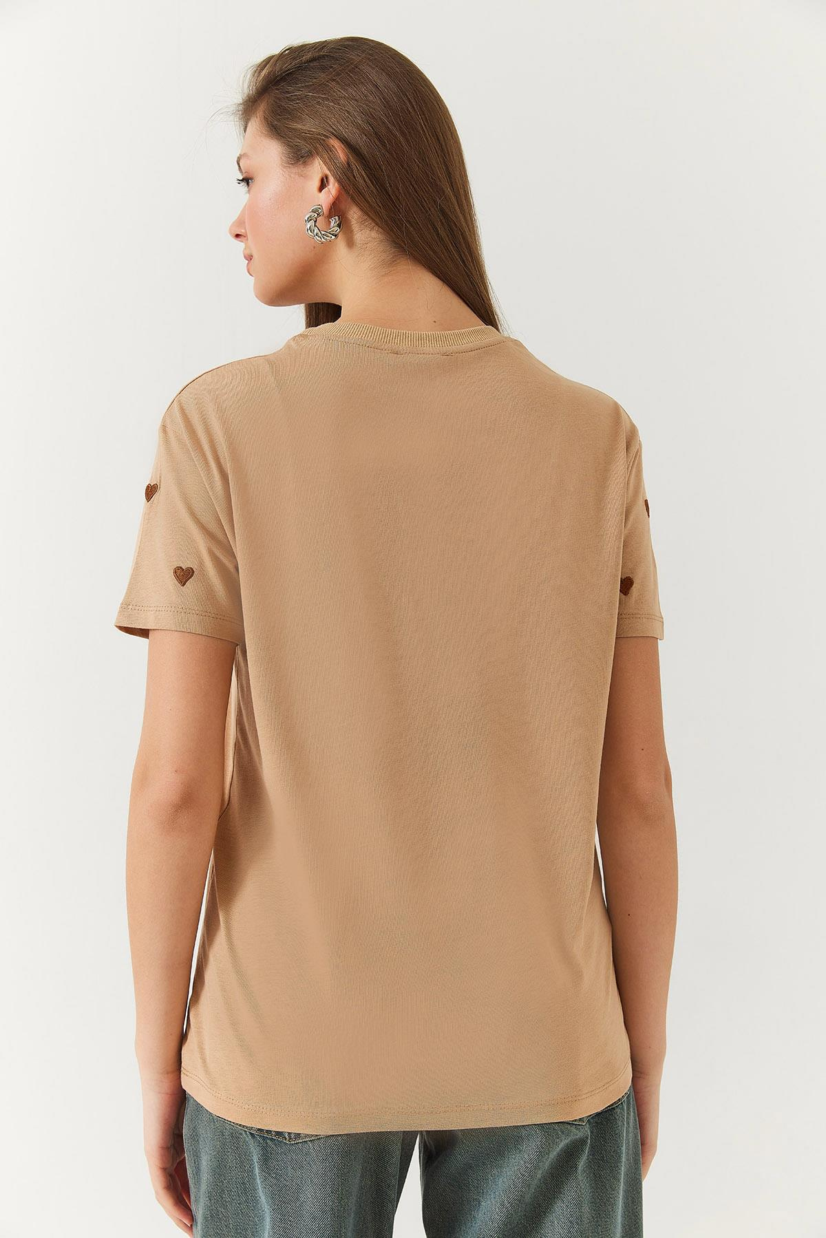 Kalp Nakışlı Tshirt 60602004 - Vizon