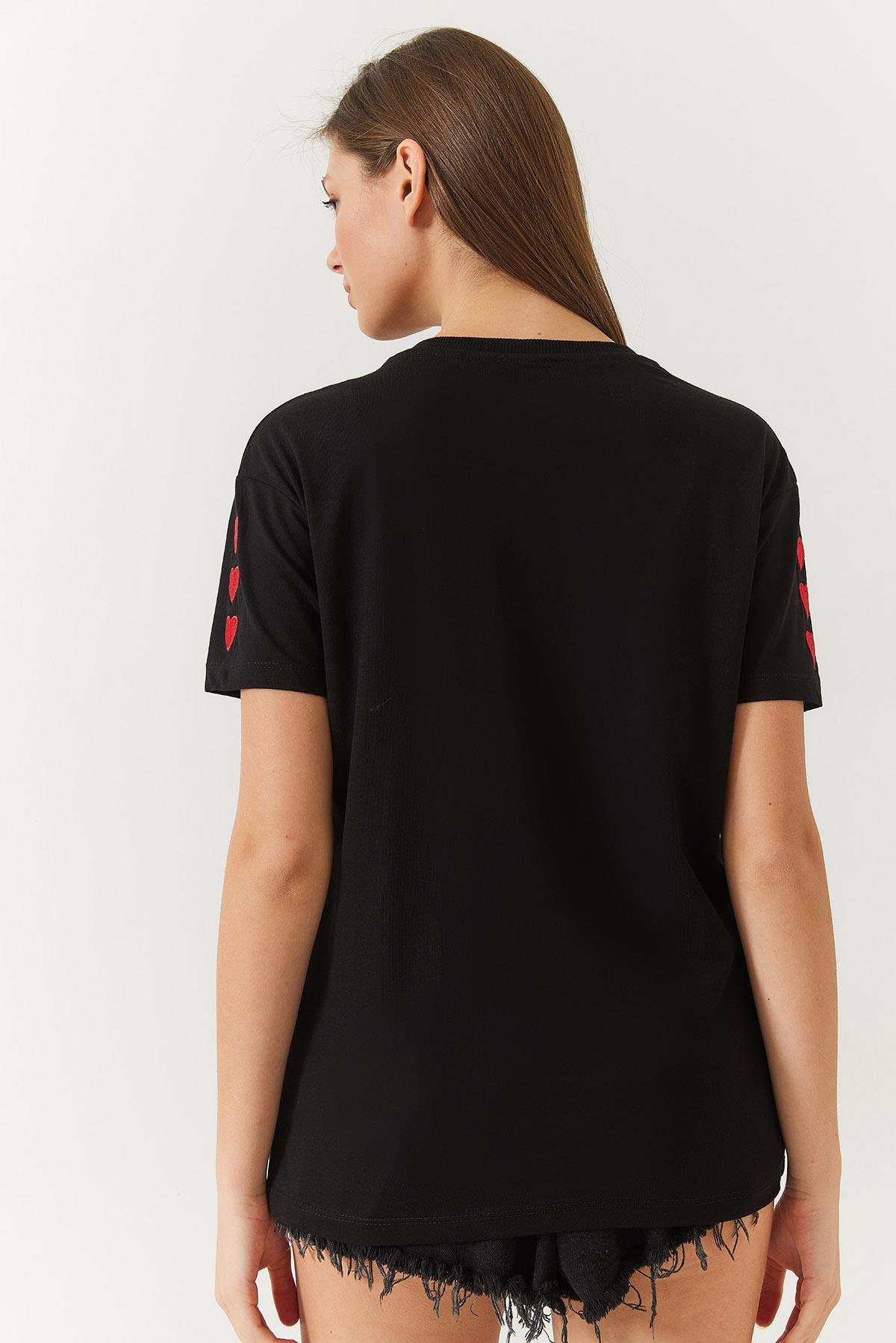 Kalp Nakışlı Tshirt 60602008 - Siyah