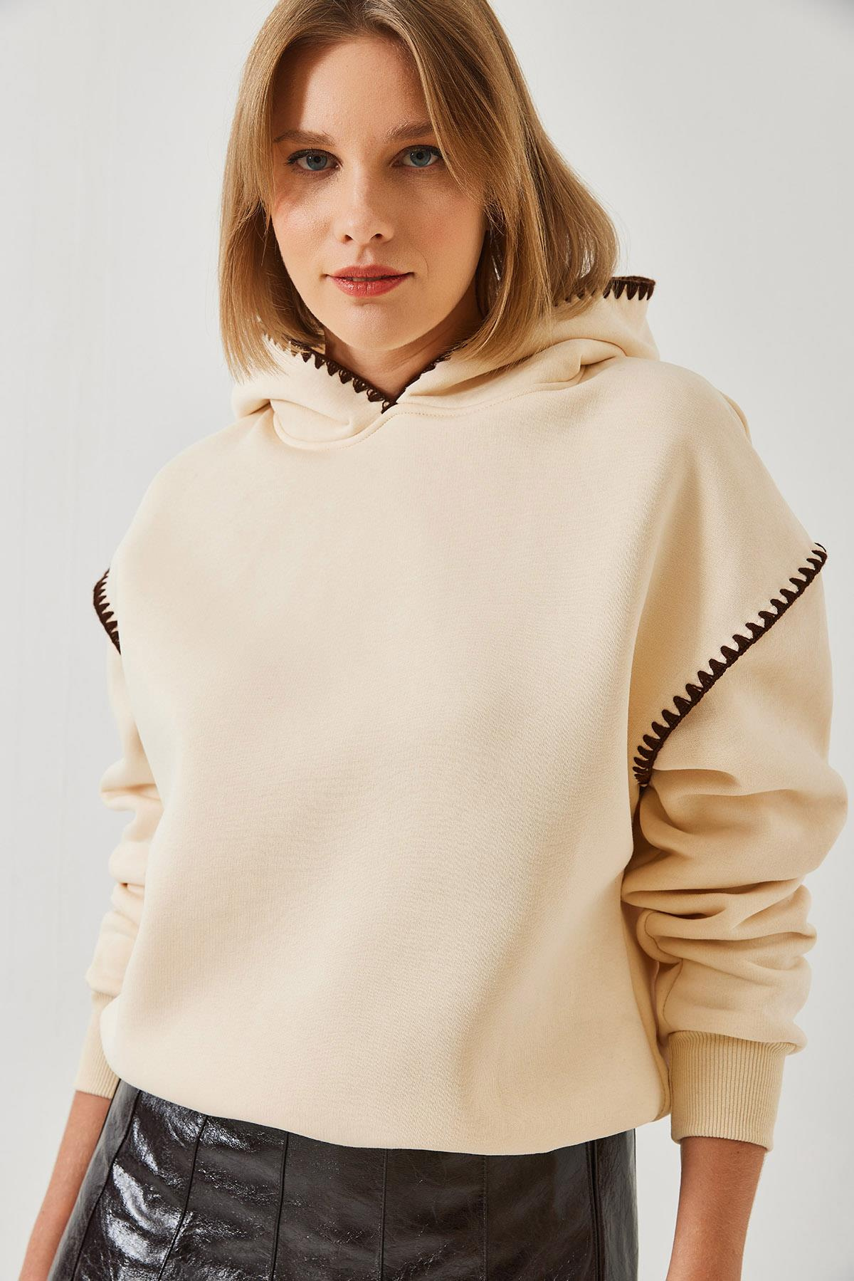 Kapişonlu Dantel Detaylı Sweatshirt 60601028 - Bej