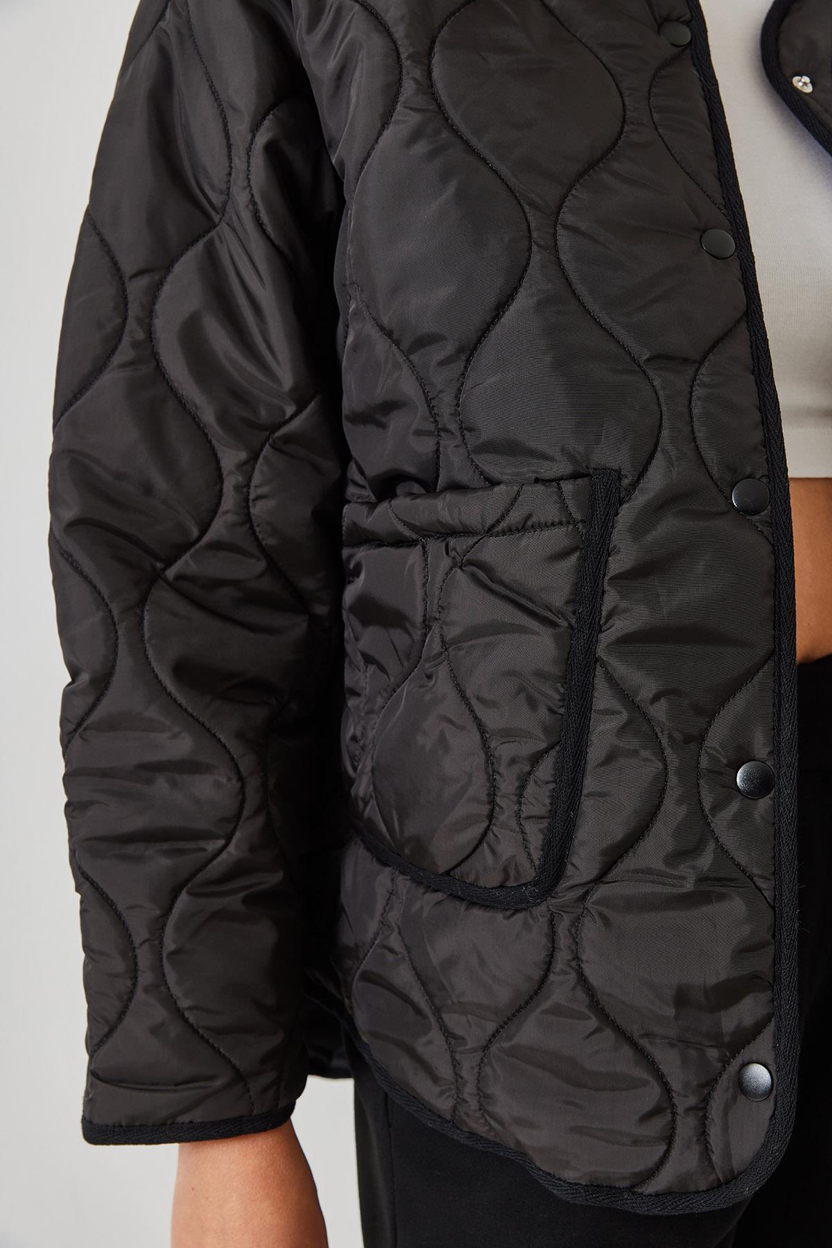 Kapitone Desenli Cepli Mont 60351282 - Siyah