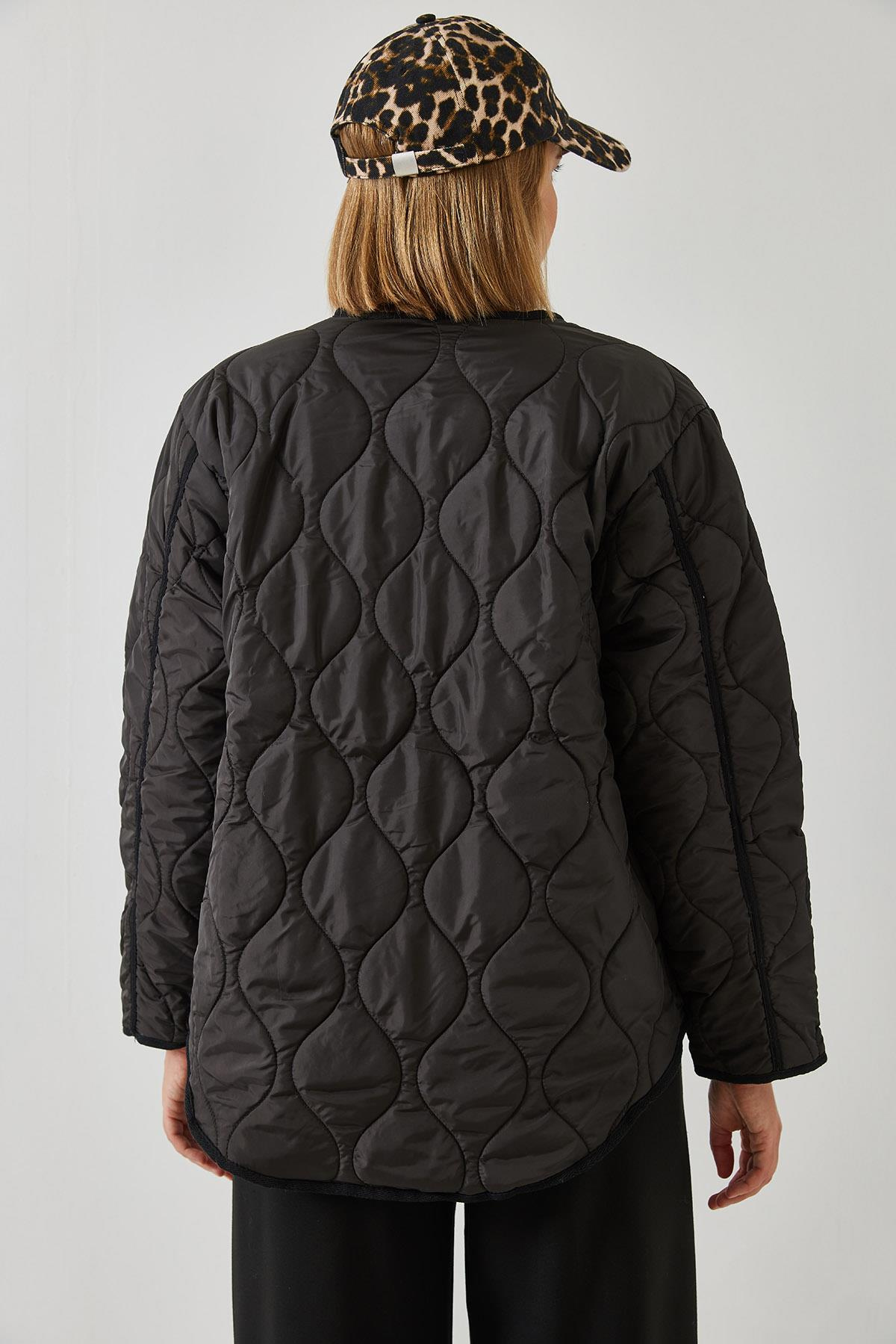 Kapitone Desenli Cepli Mont 60351282 - Siyah