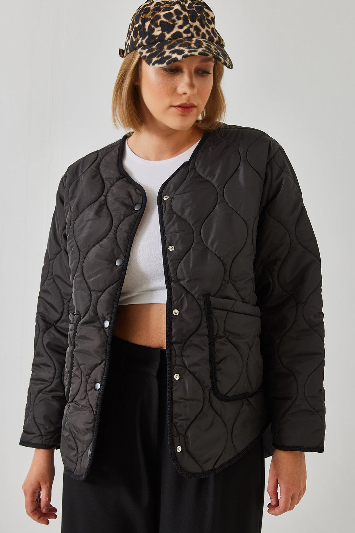Kapitone Desenli Cepli Mont 60351282 - Siyah